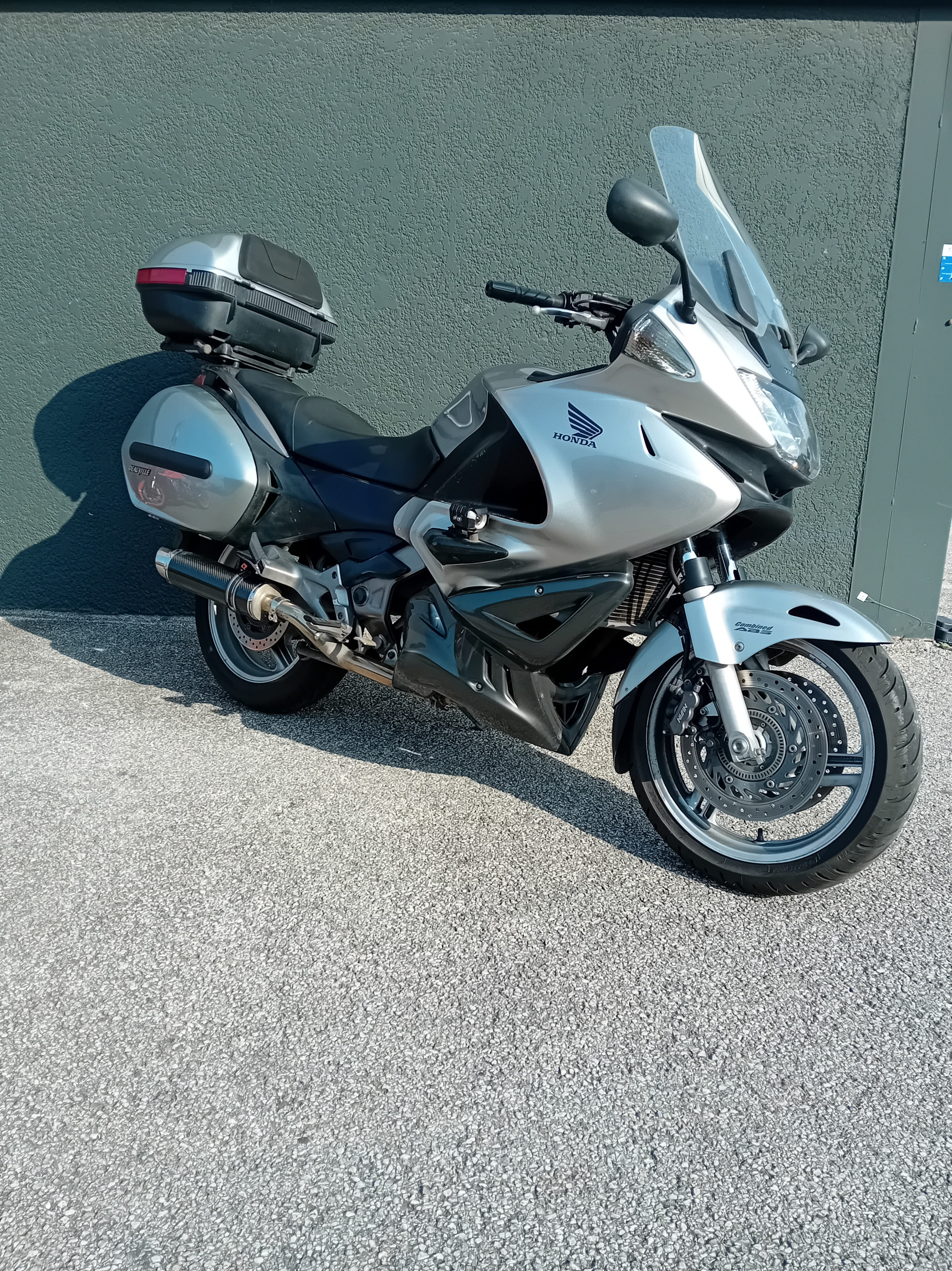 HONDA NT DEAUVILLE 700