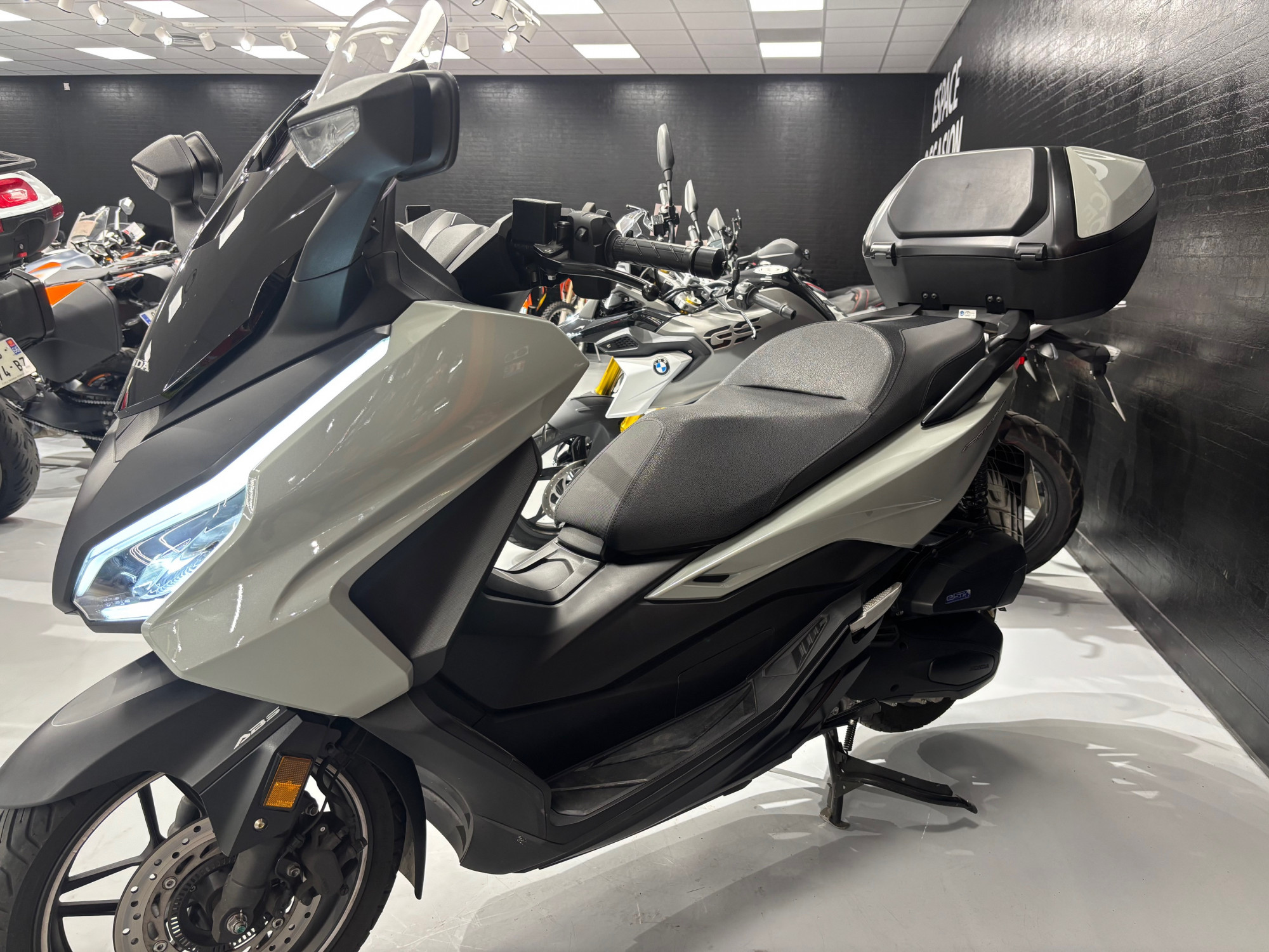 HONDA NSS FORZA  125AD