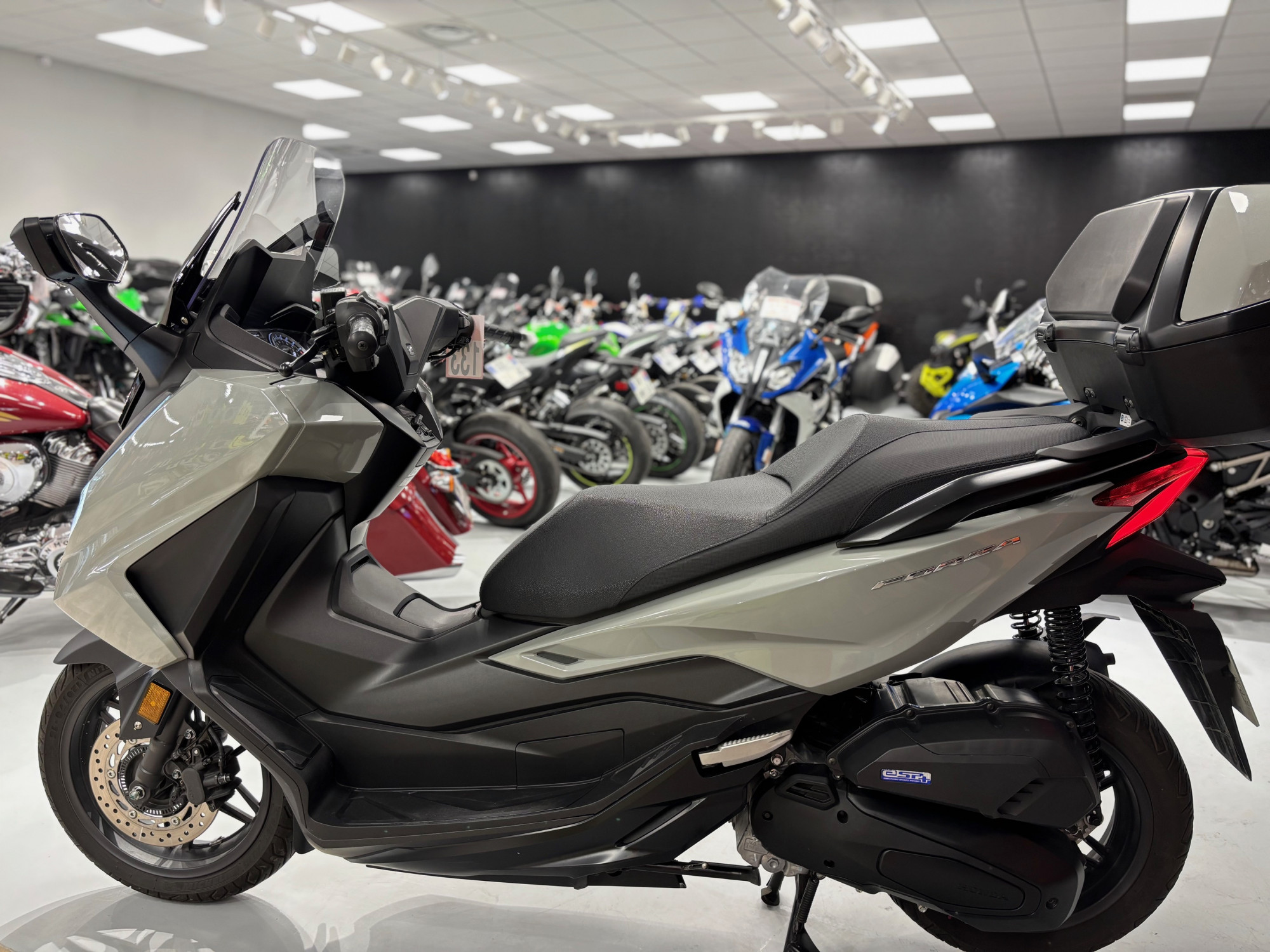 HONDA NSS FORZA  125AD