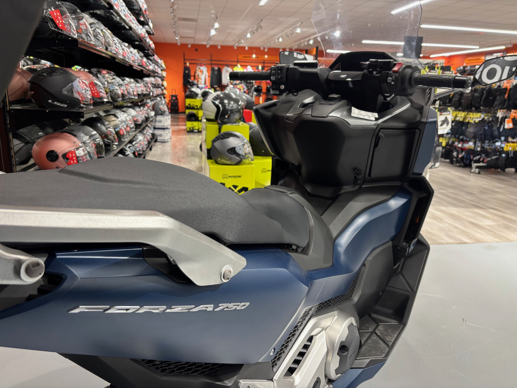 HONDA NSS FORZA 750