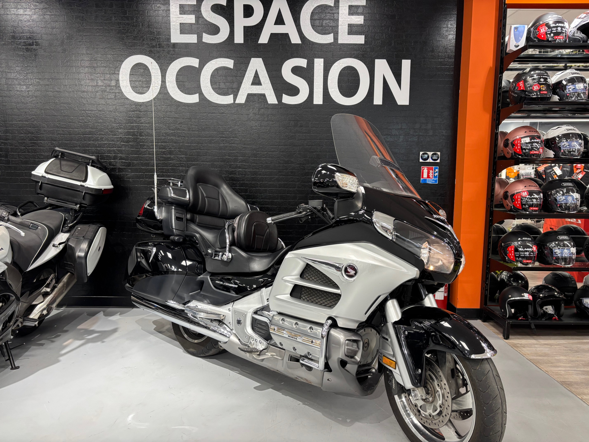 HONDA GL 1800 GOLDWING AIR BAG GPS