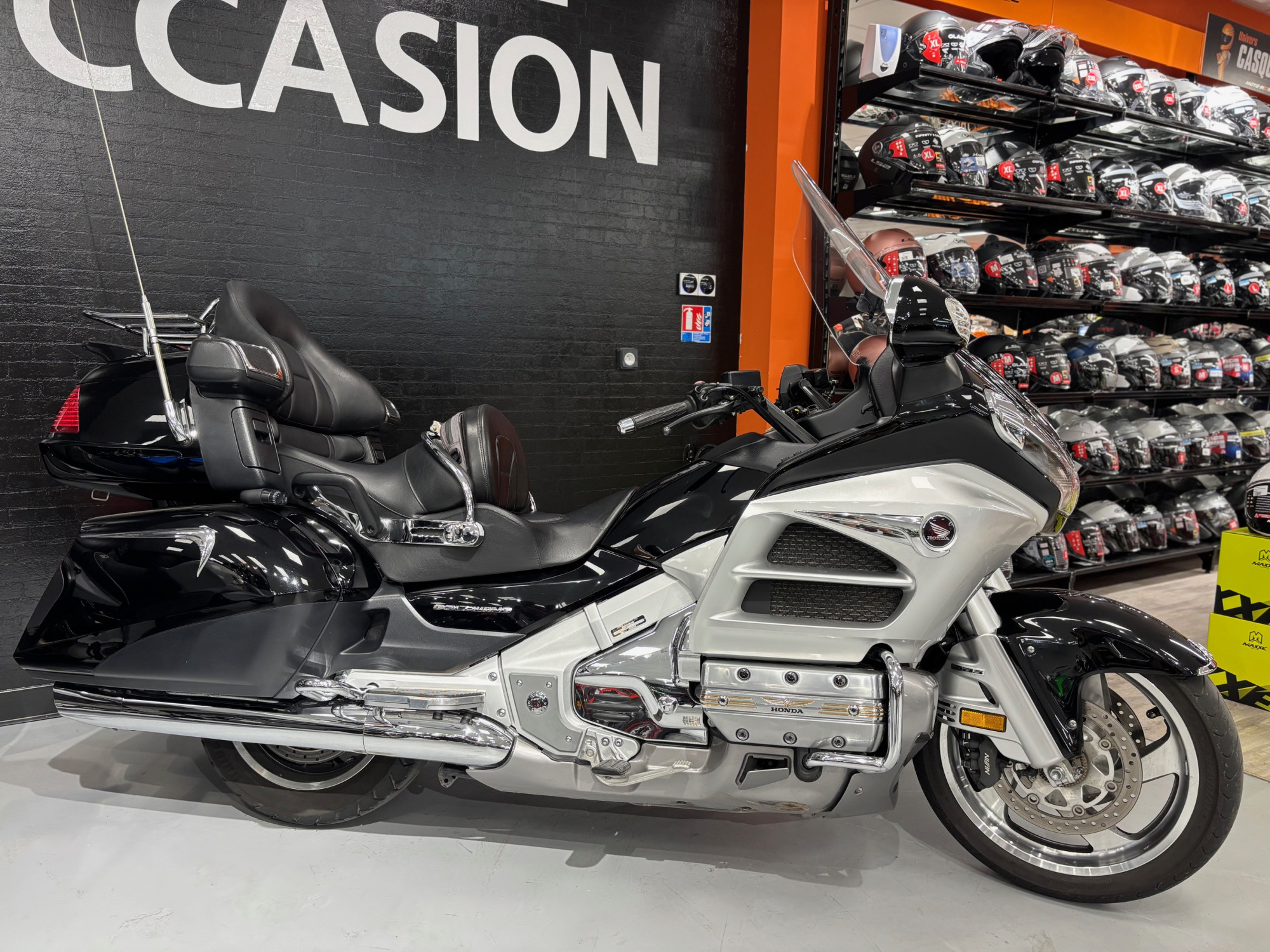 HONDA GL 1800 GOLDWING AIR BAG GPS