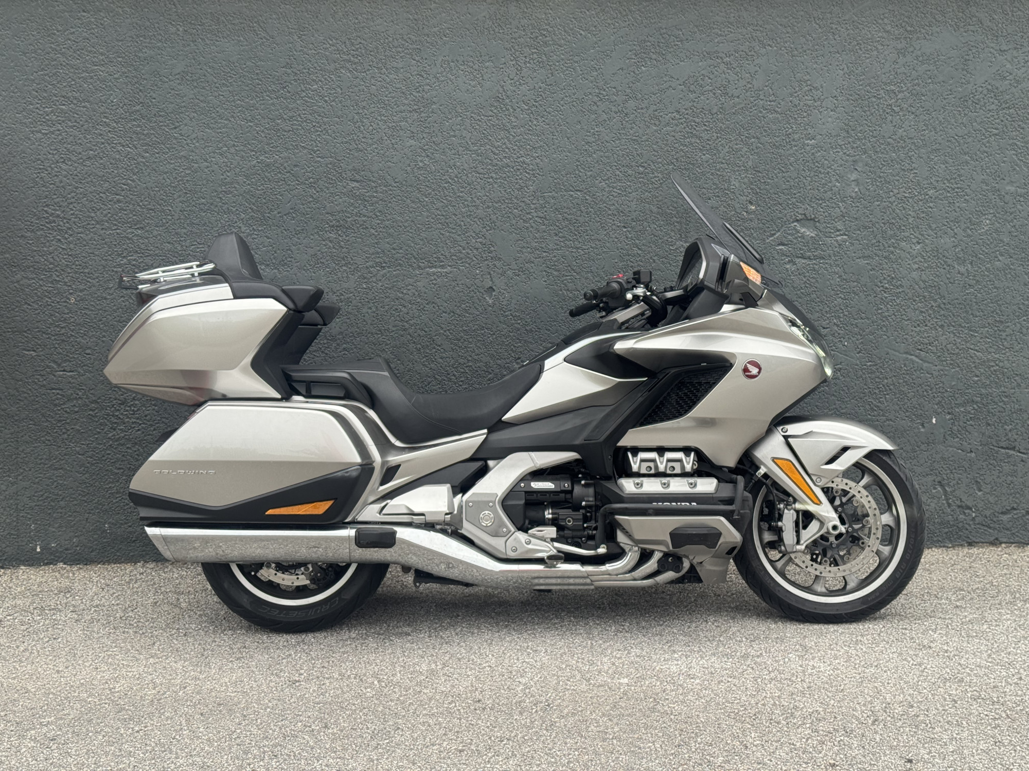 HONDA GL 1800 GOLDWING AIR BAG GPS