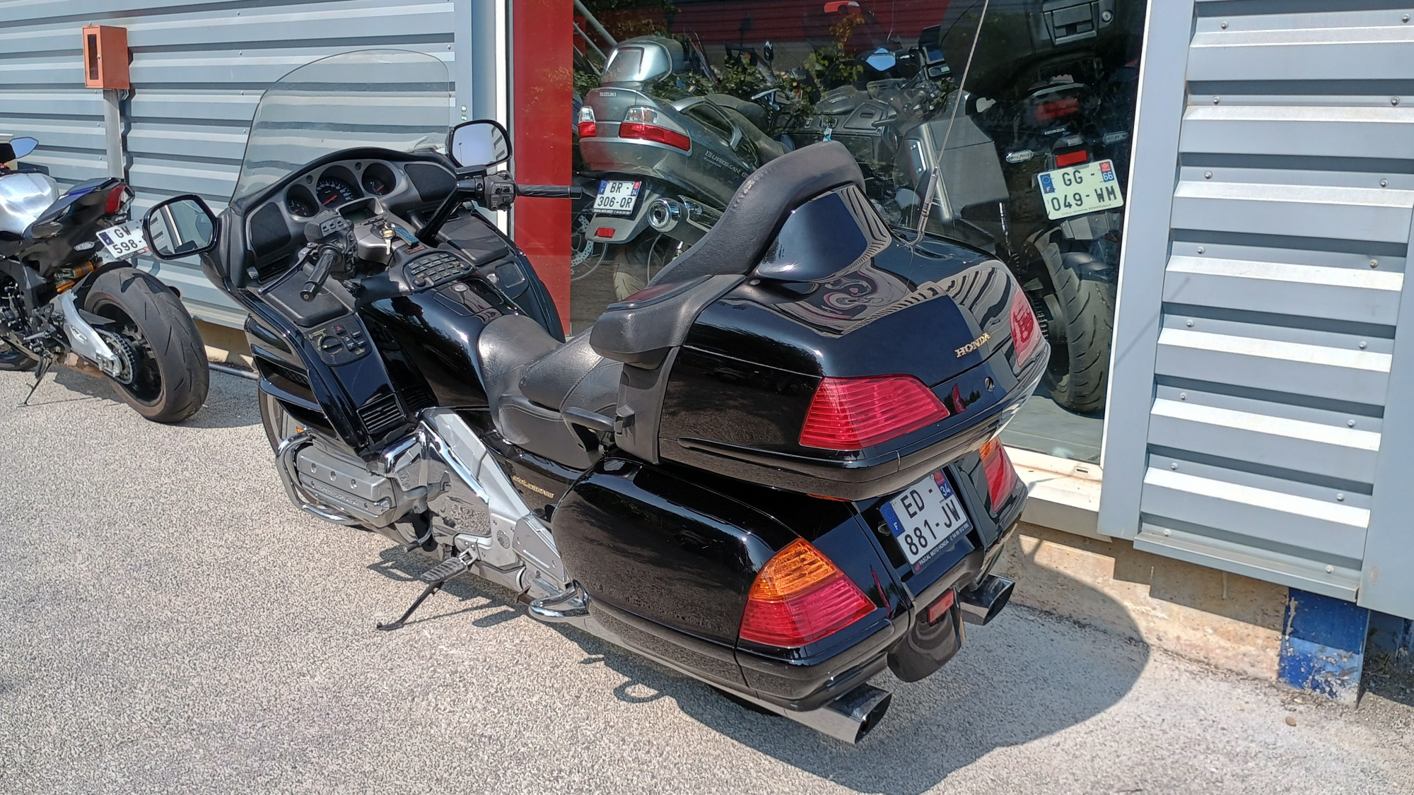 HONDA GL1800 GOLDWING