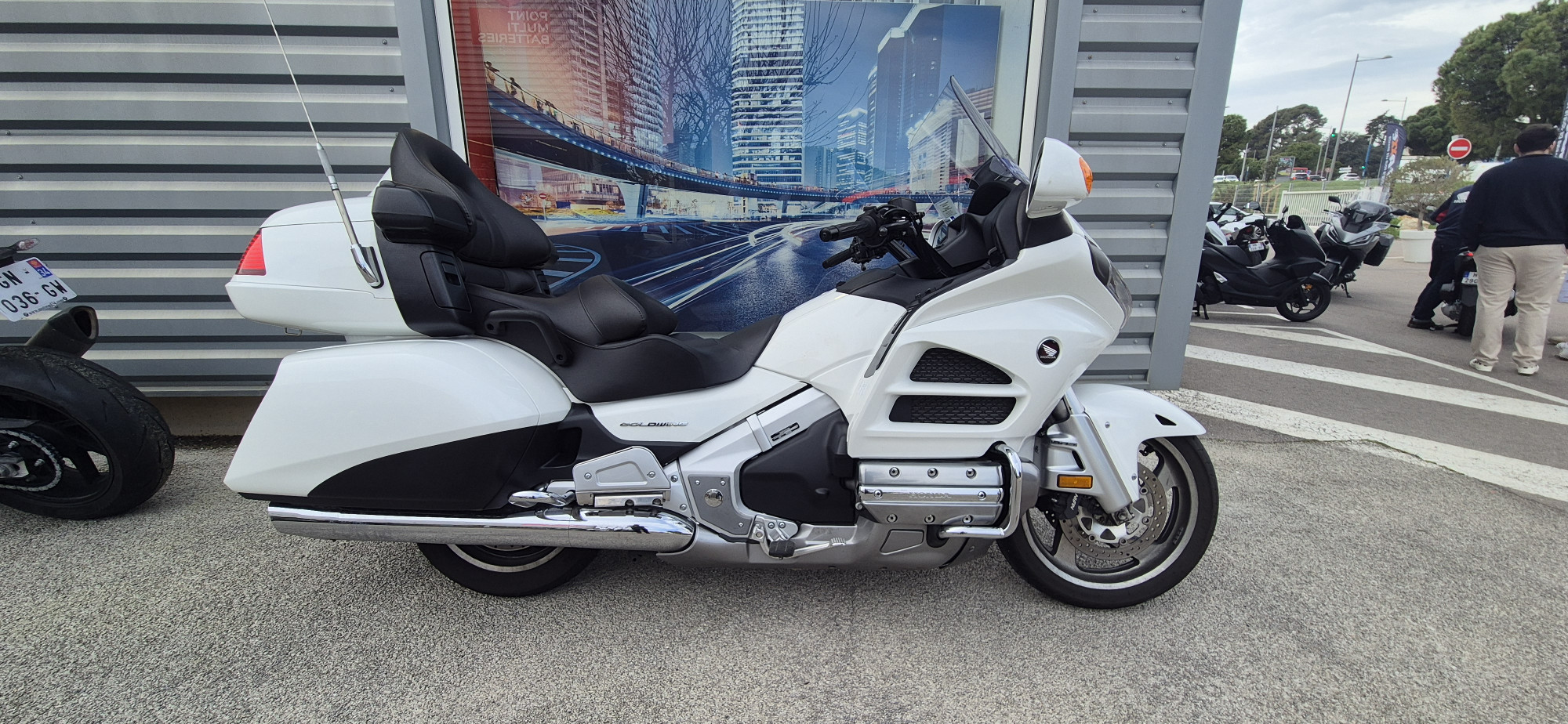 HONDA GL1800 GOLDWING