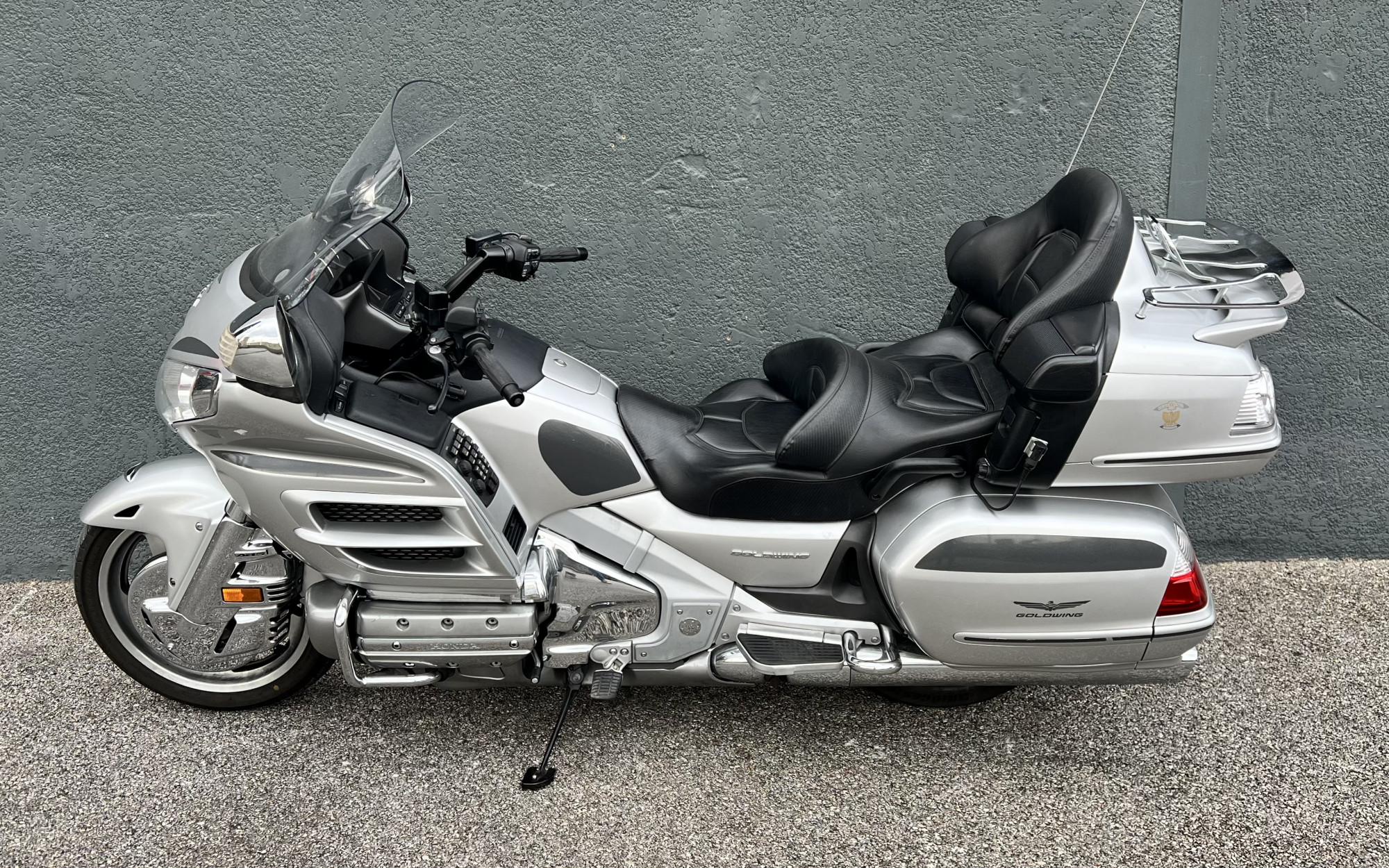 HONDA GL1800 GOLDWING