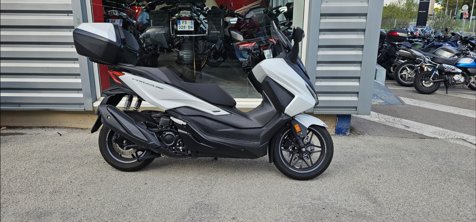 HONDA NSS FORZA 350