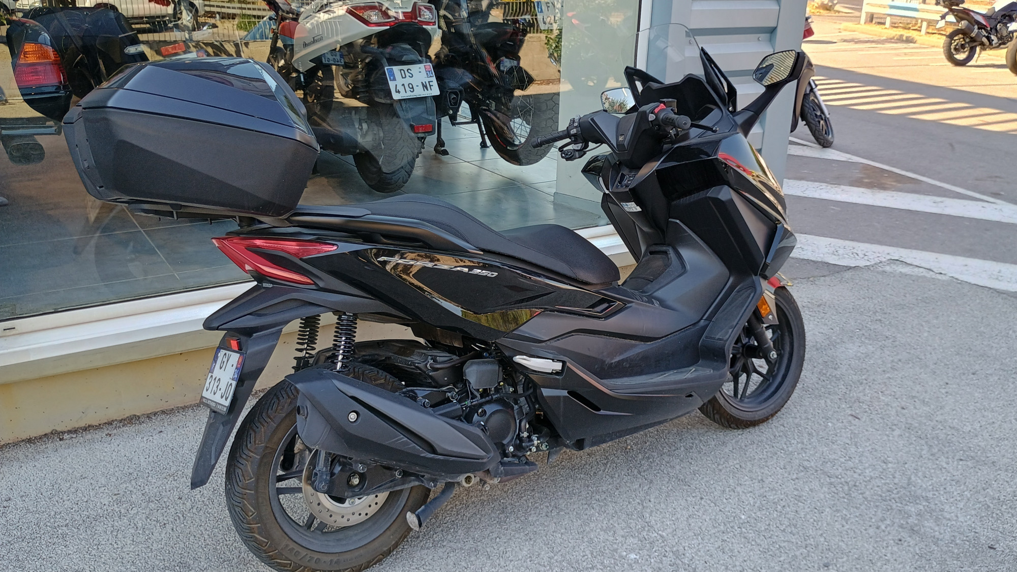 HONDA NSS FORZA 350