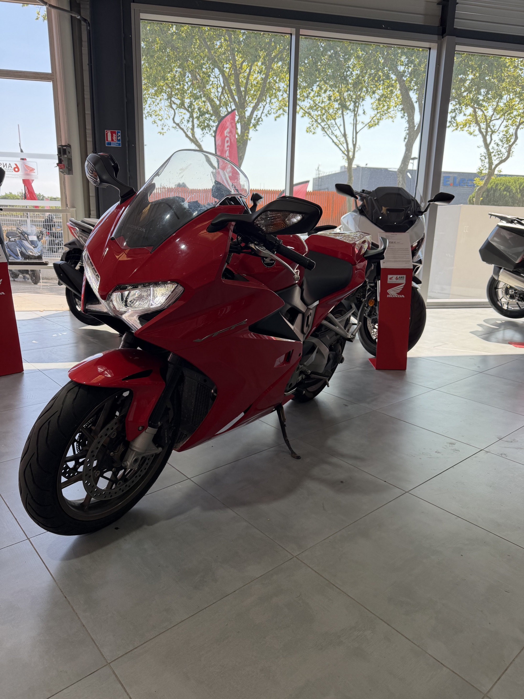 HONDA VFR 800 F