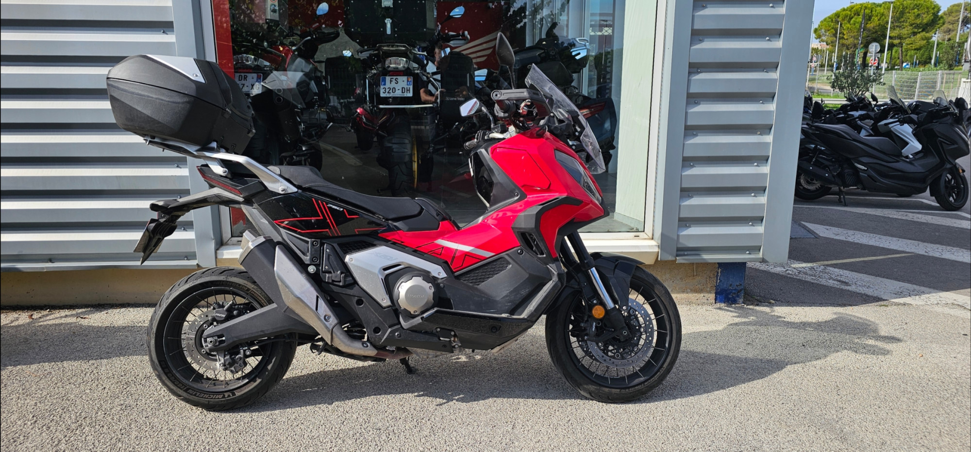 HONDA X-ADV 750 DCT