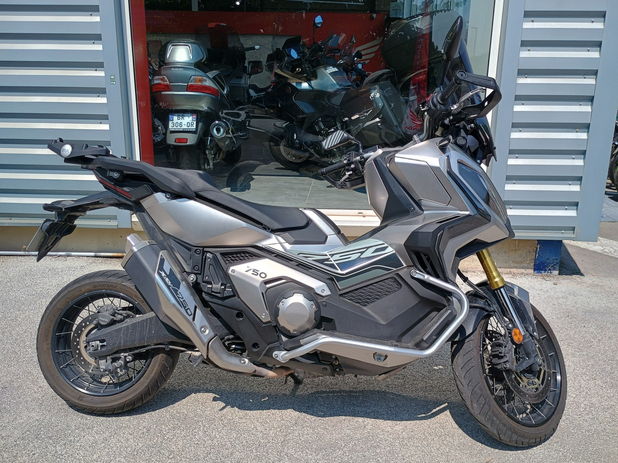 HONDA X-ADV