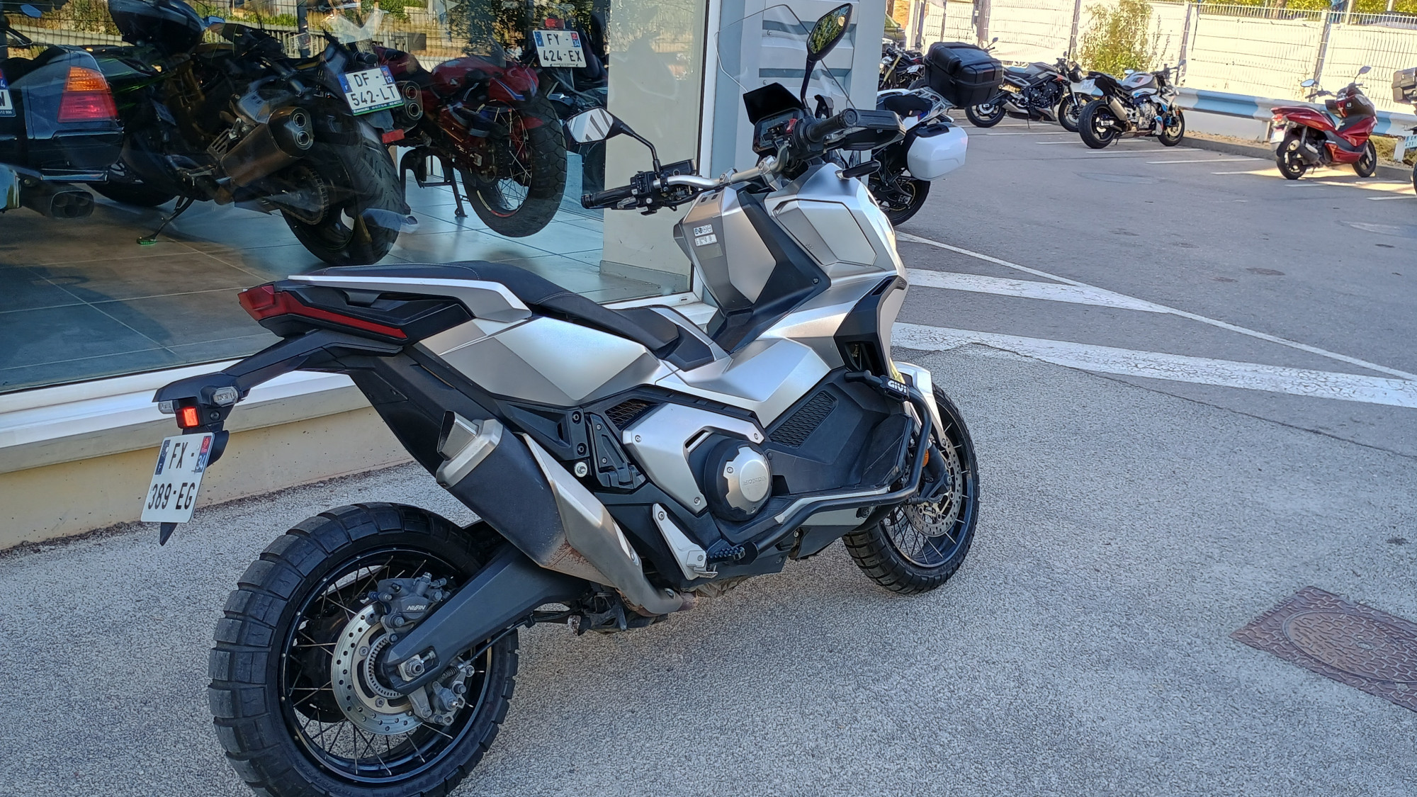 HONDA X-ADV