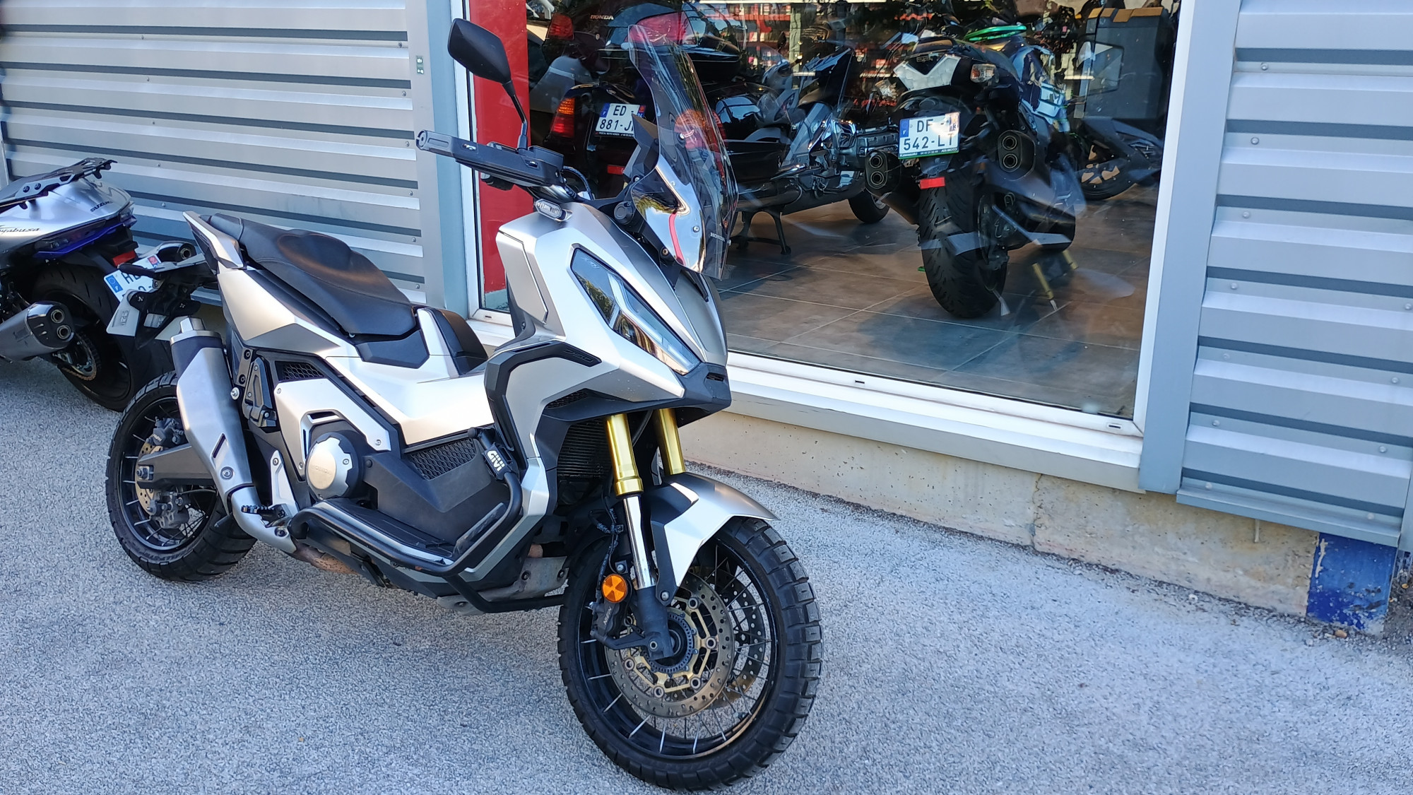 HONDA X-ADV