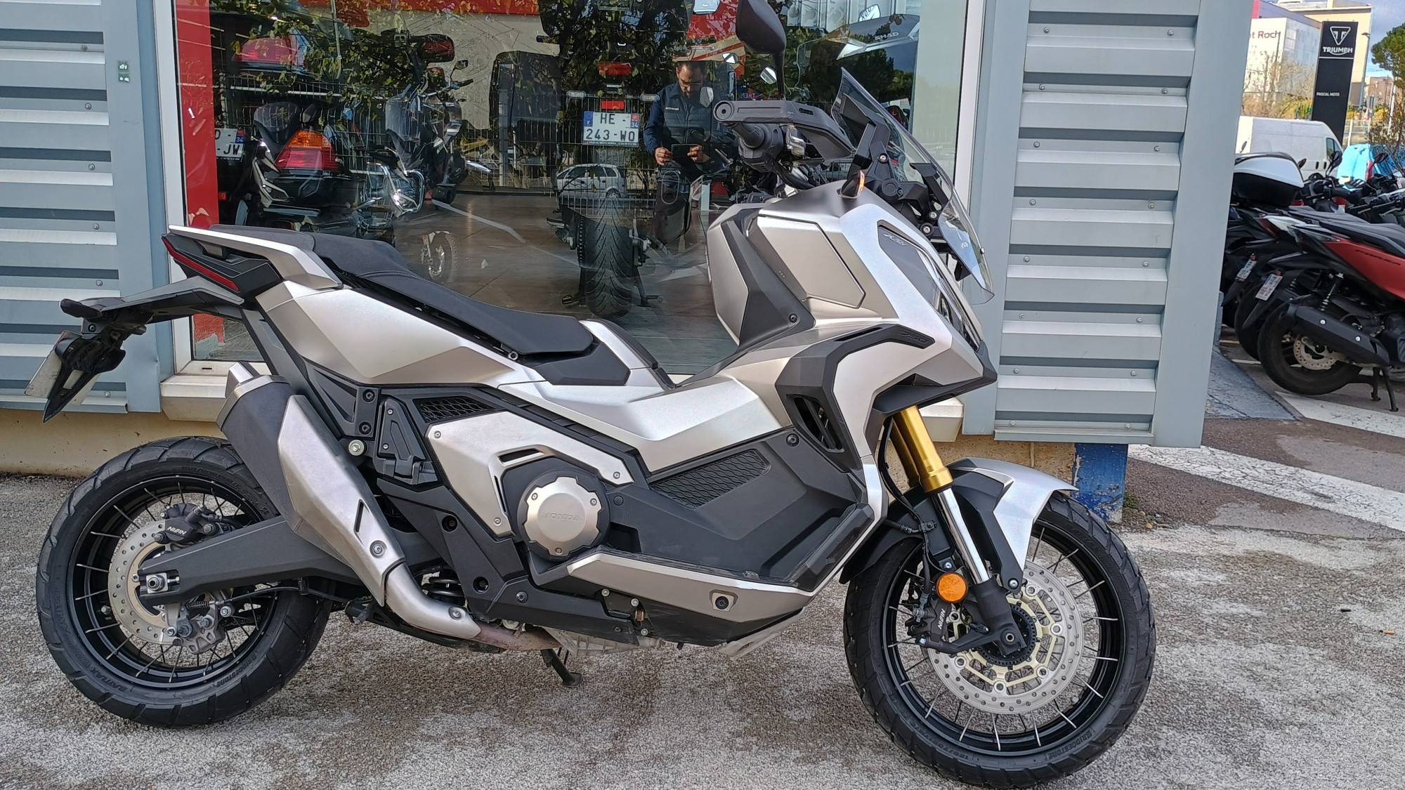 HONDA X-ADV