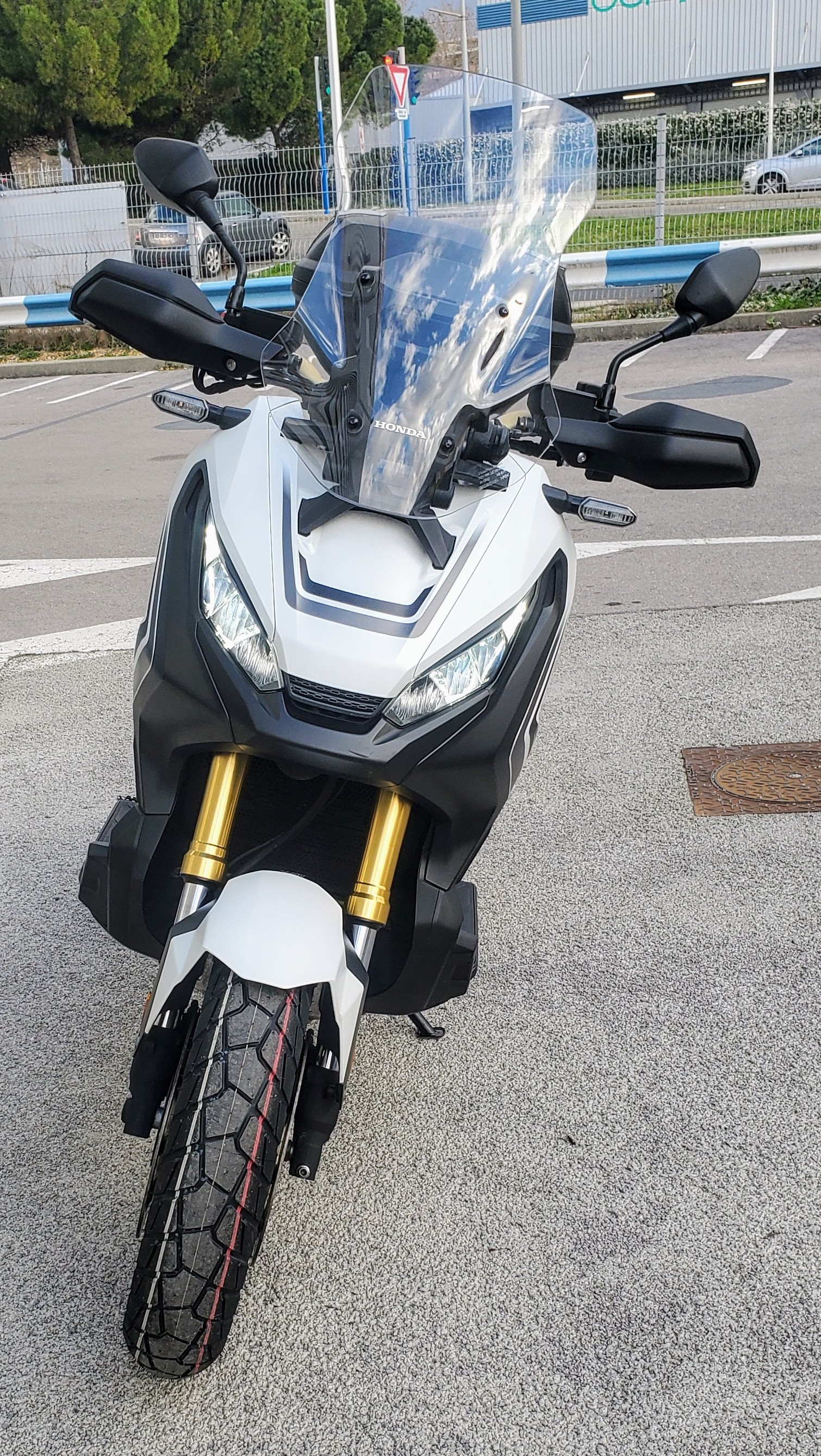 HONDA X-ADV