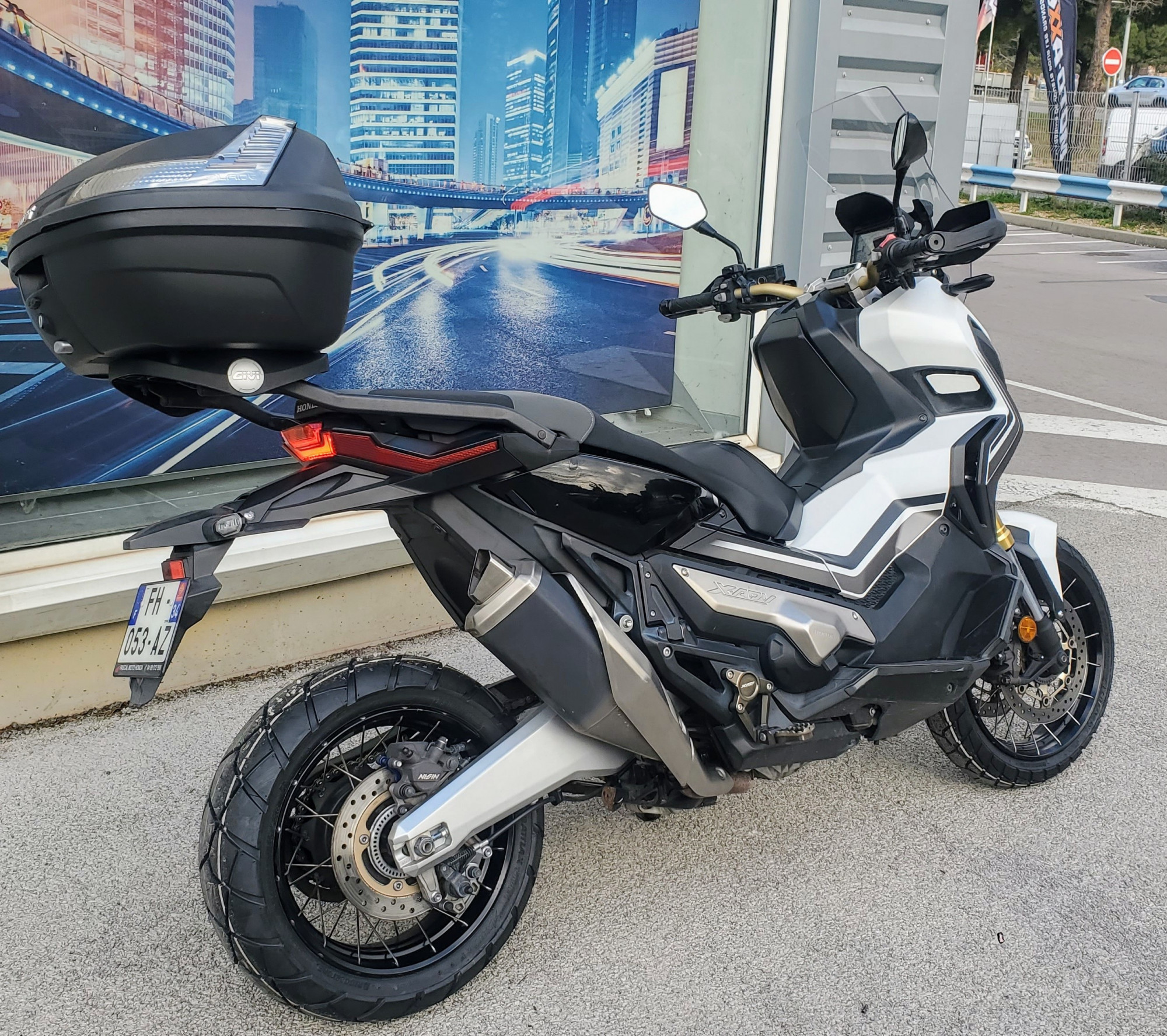 HONDA X-ADV