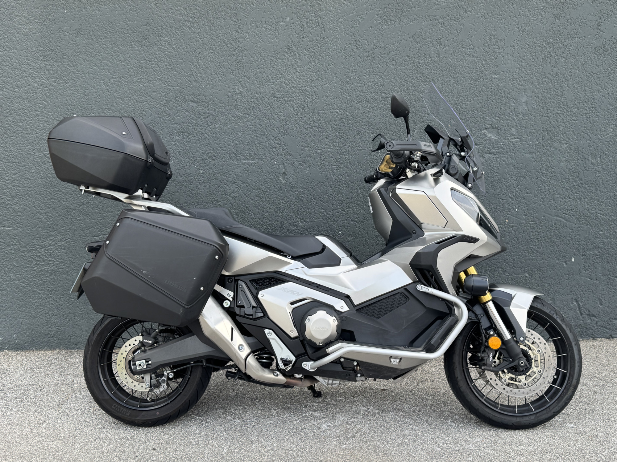 HONDA X-ADV