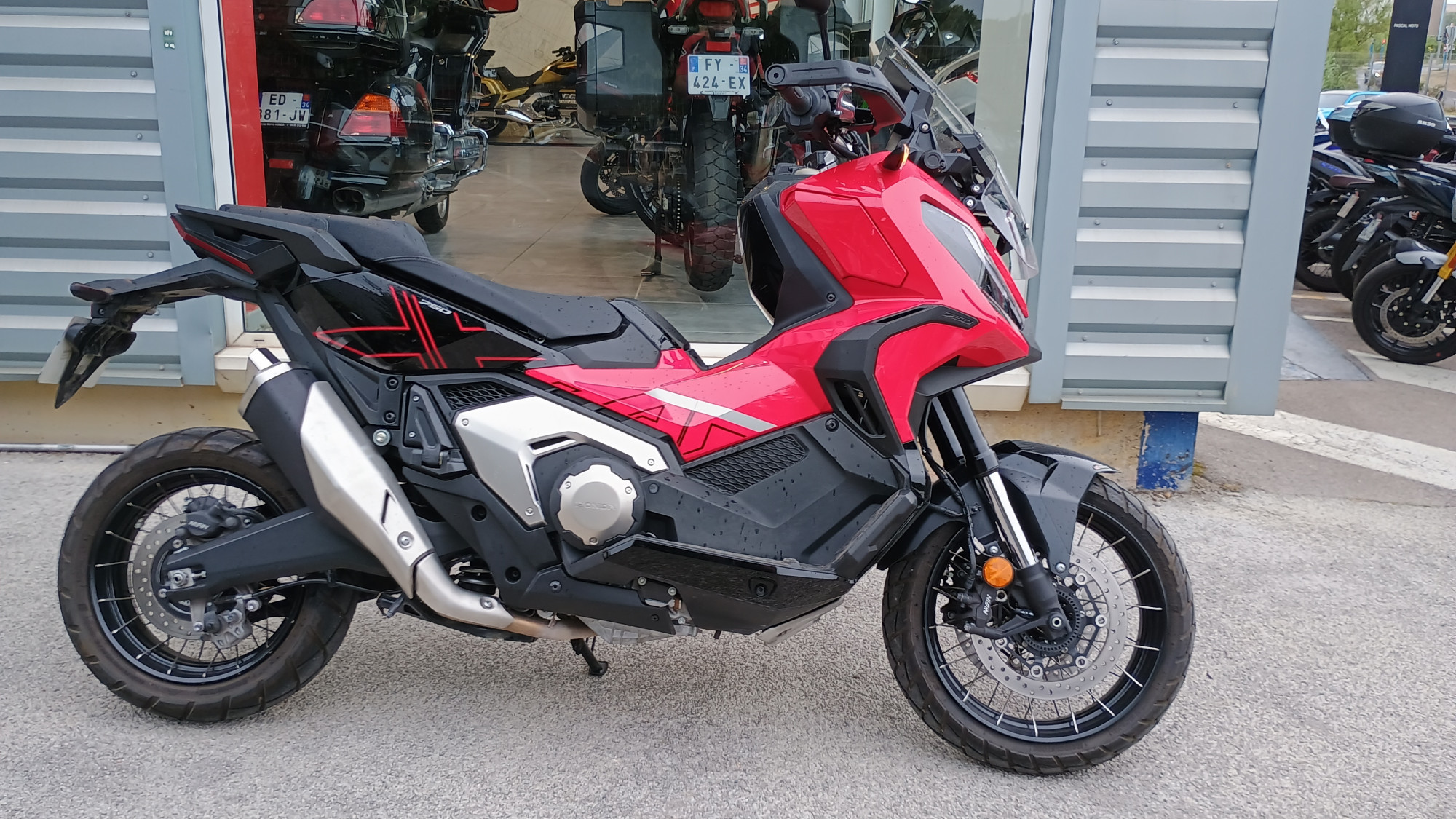 HONDA X-ADV