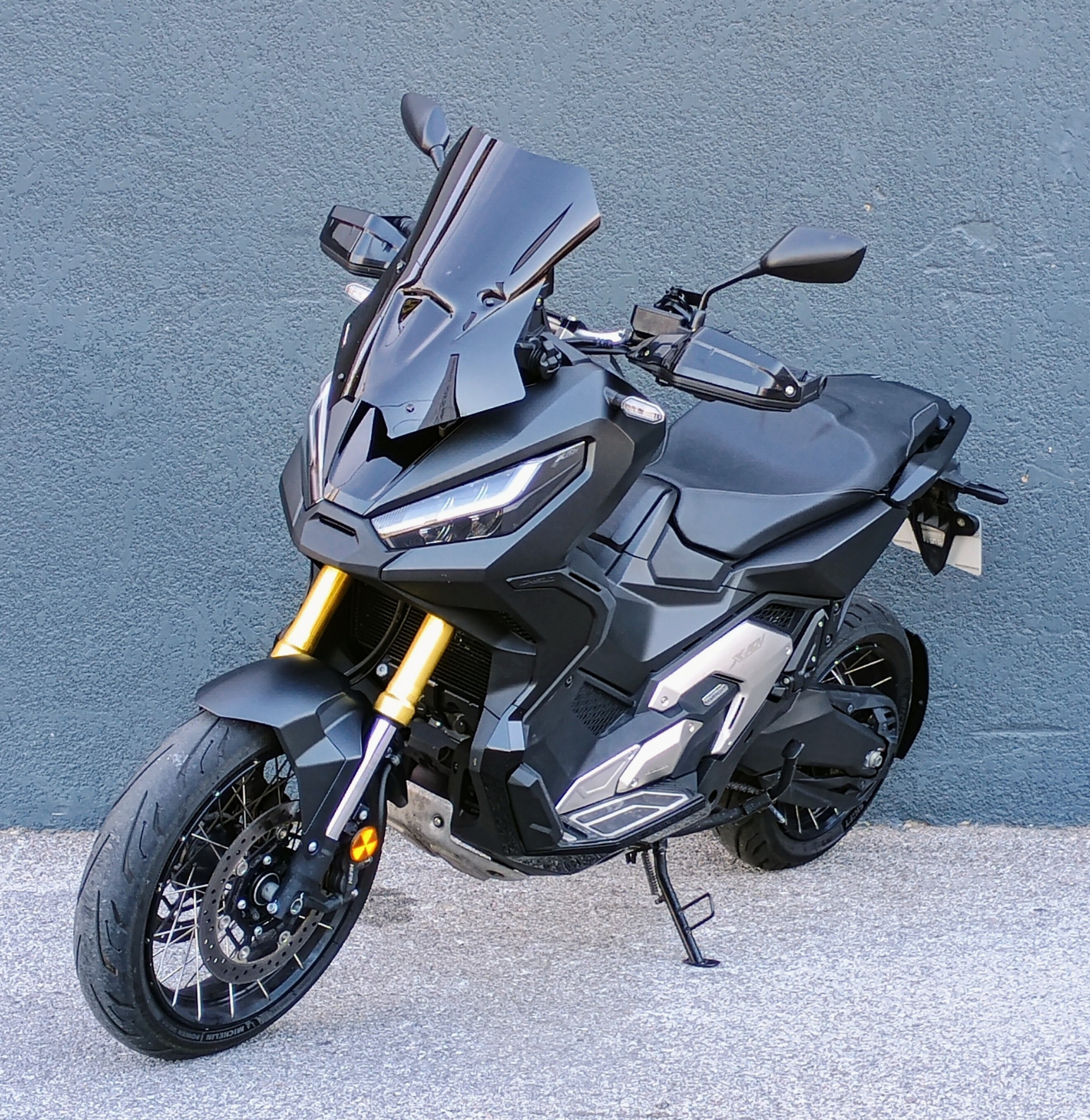 HONDA X-ADV