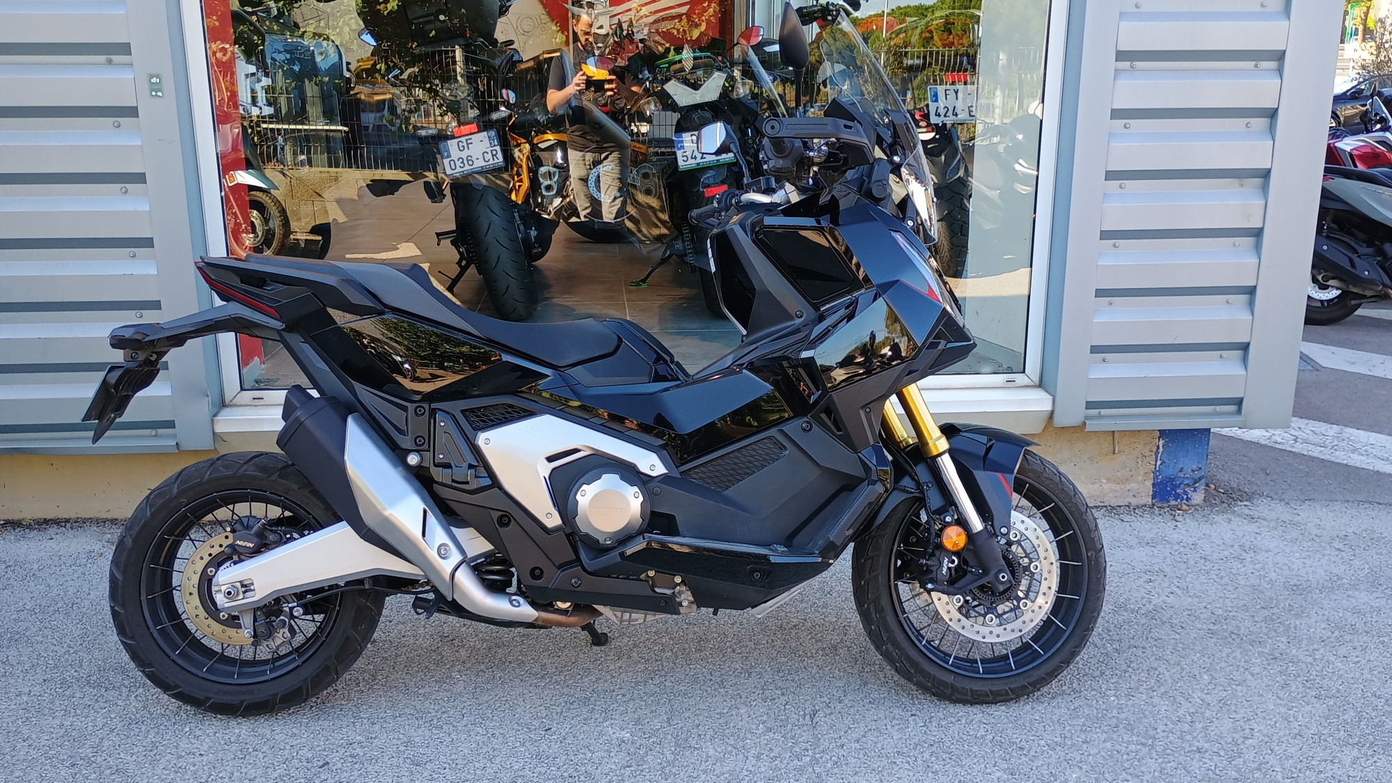 HONDA X-ADV