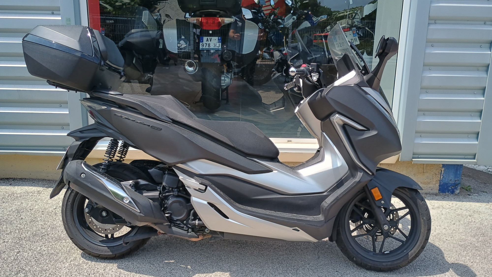 HONDA NSS FORZA 300