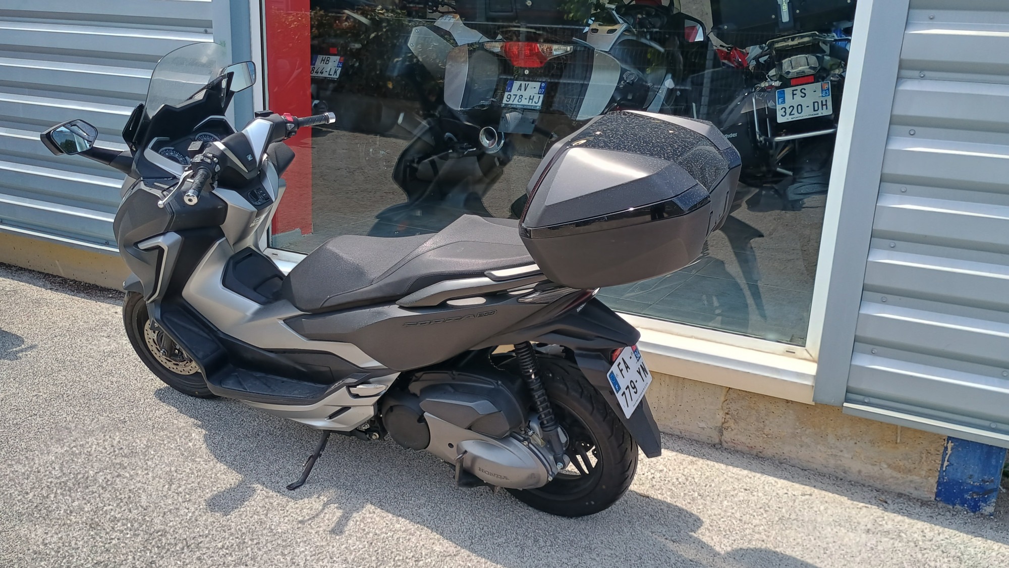 HONDA NSS FORZA 300