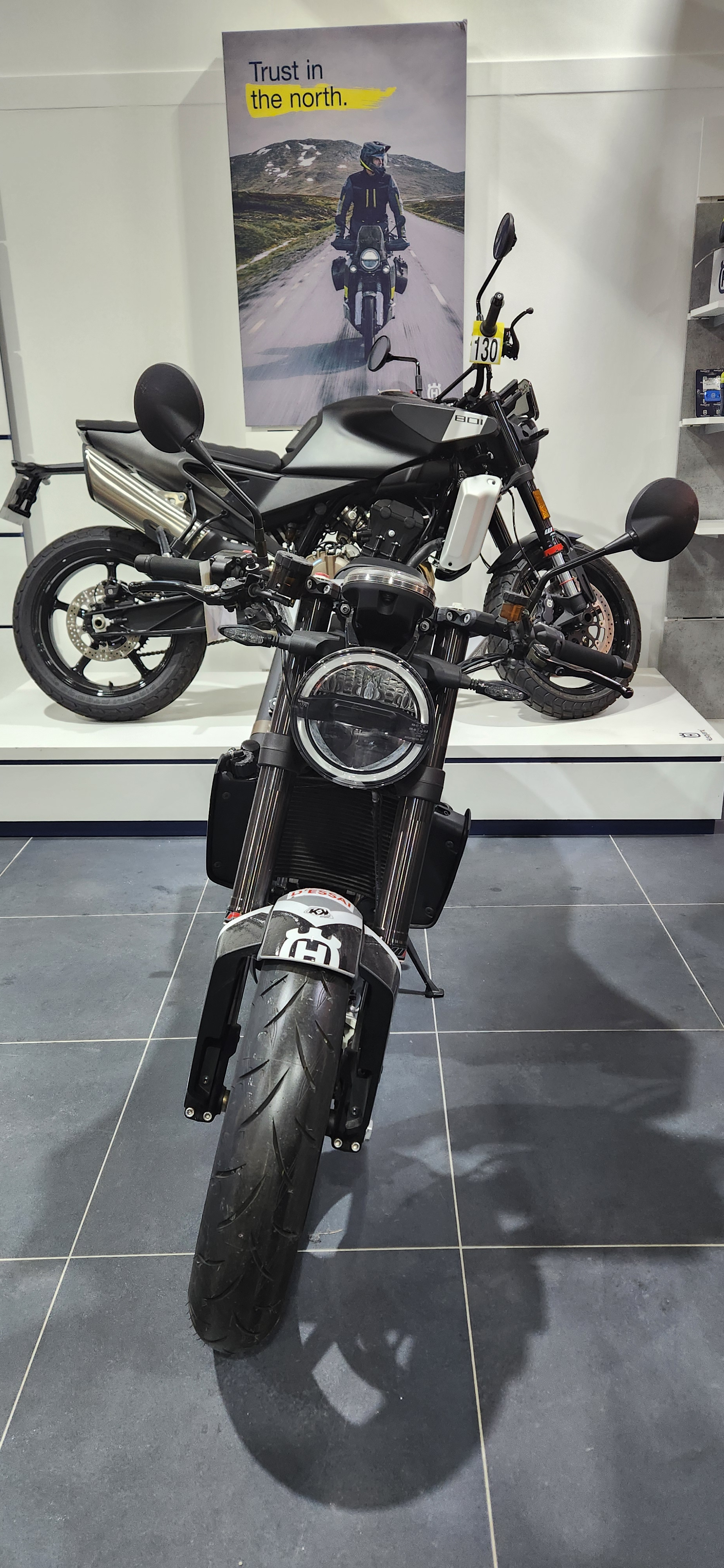 HUSQVARNA 701 VITPILEN