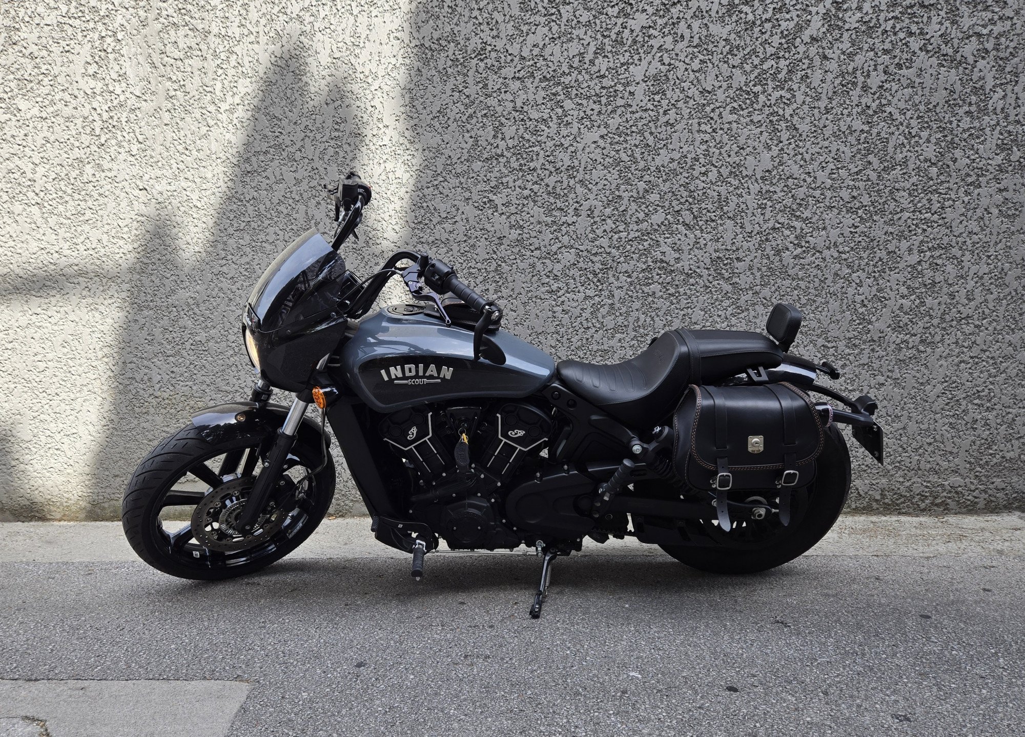 INDIAN SCOUT 1133 ROGUE