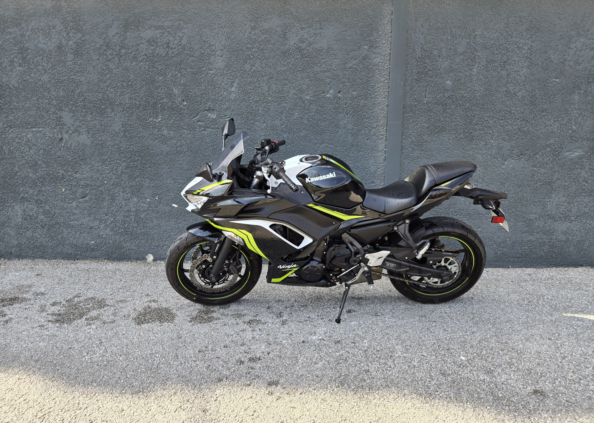 KAWASAKI NINJA 650
