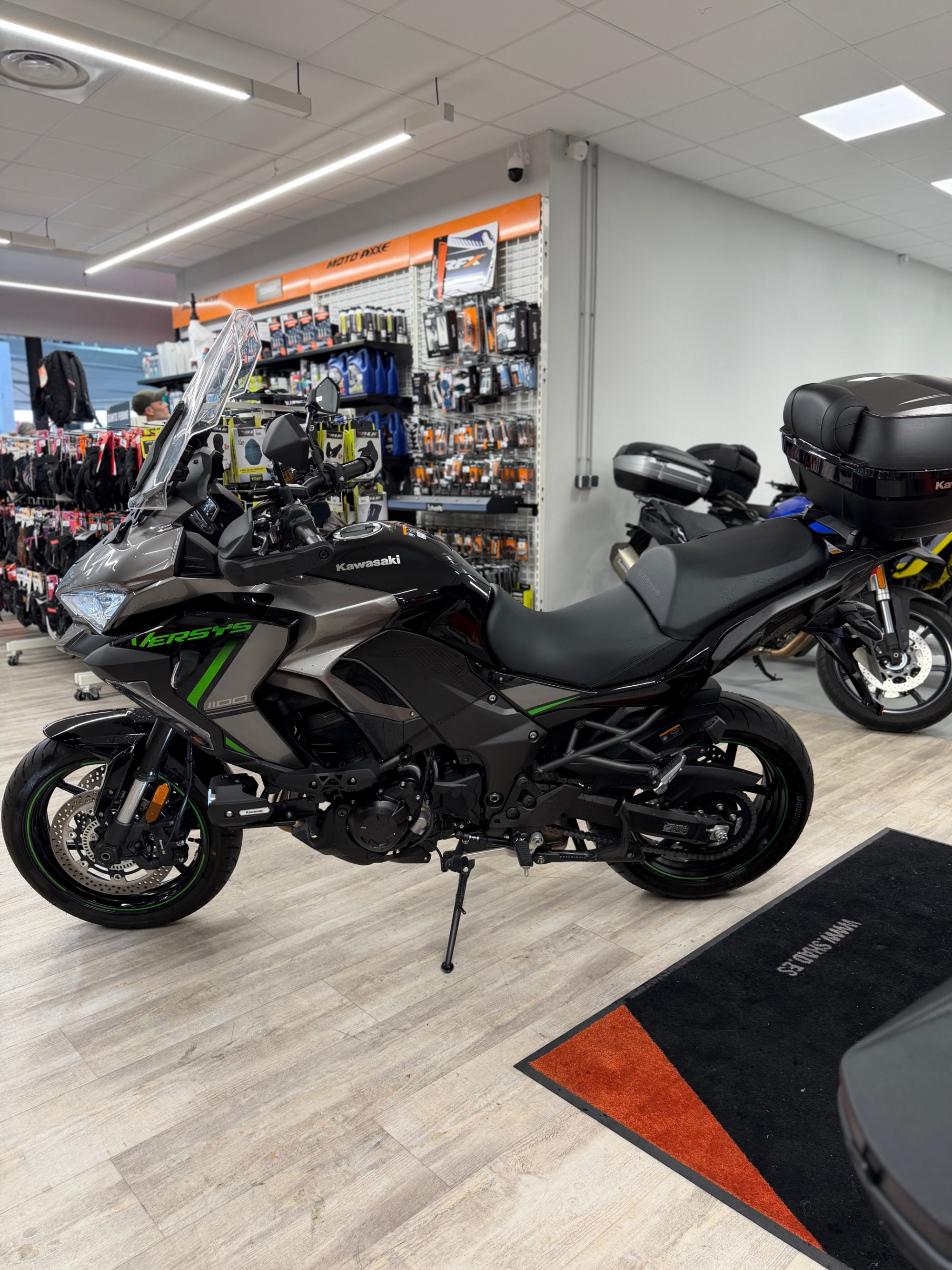 KAWASAKI VERSYS 1100 S GRAND TOURER