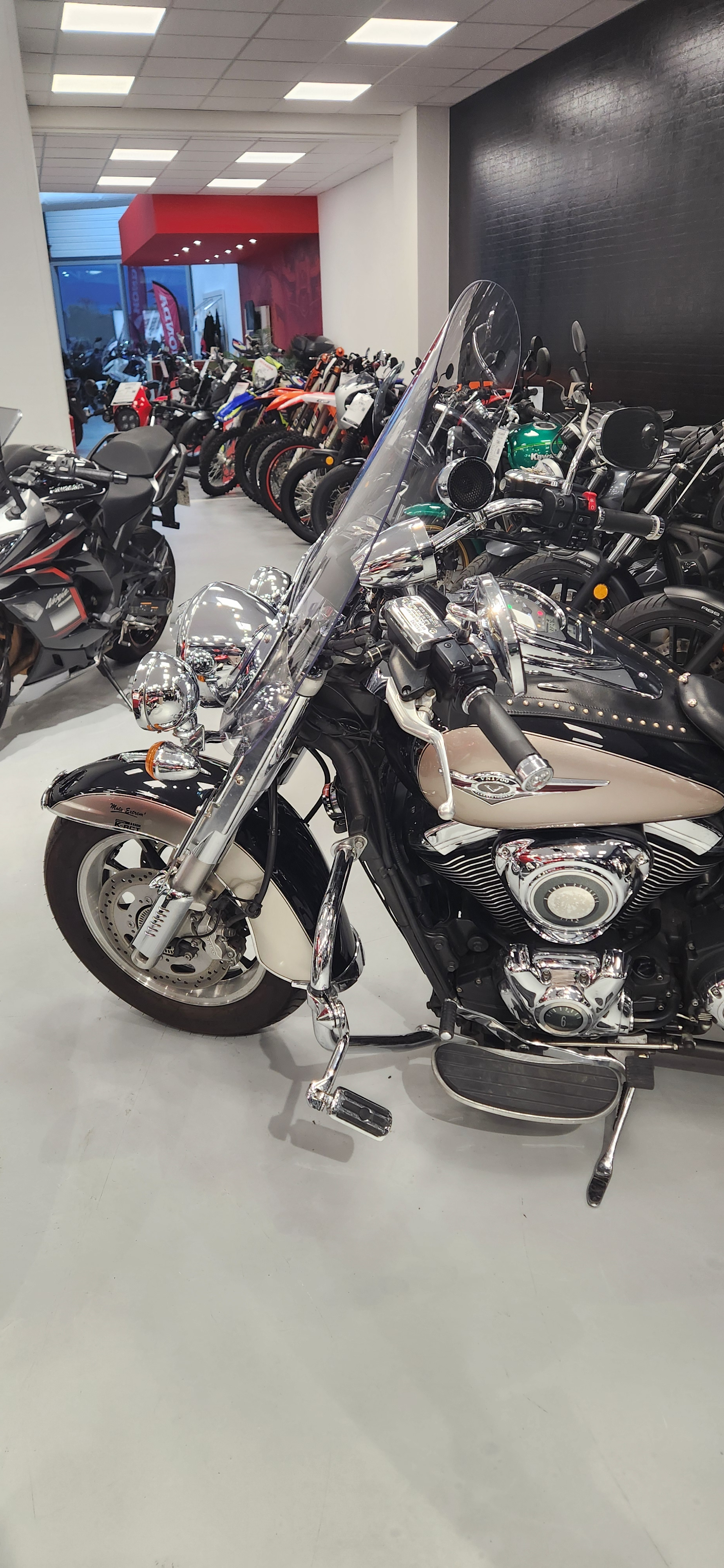 KAWASAKI VN 1700 TOURER