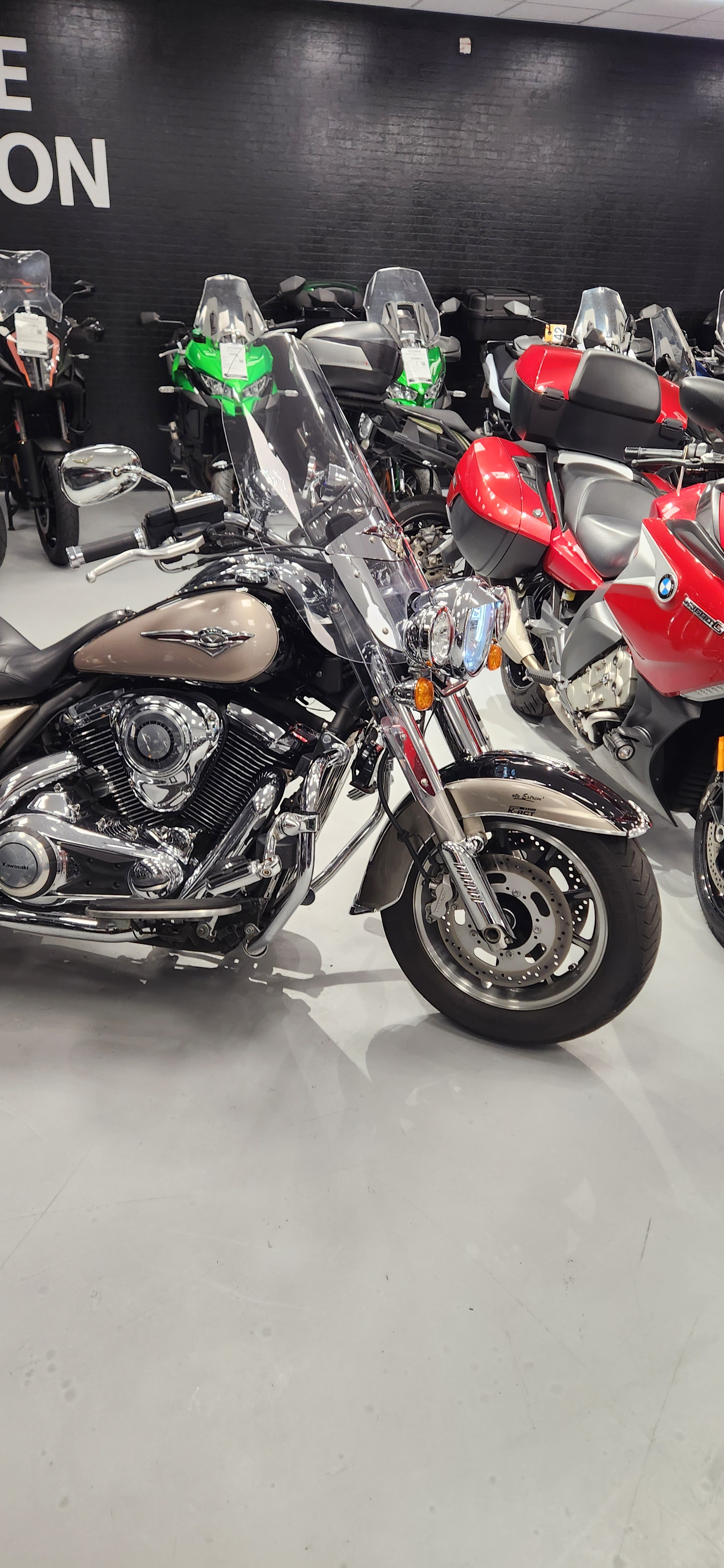 KAWASAKI VN 1700 TOURER