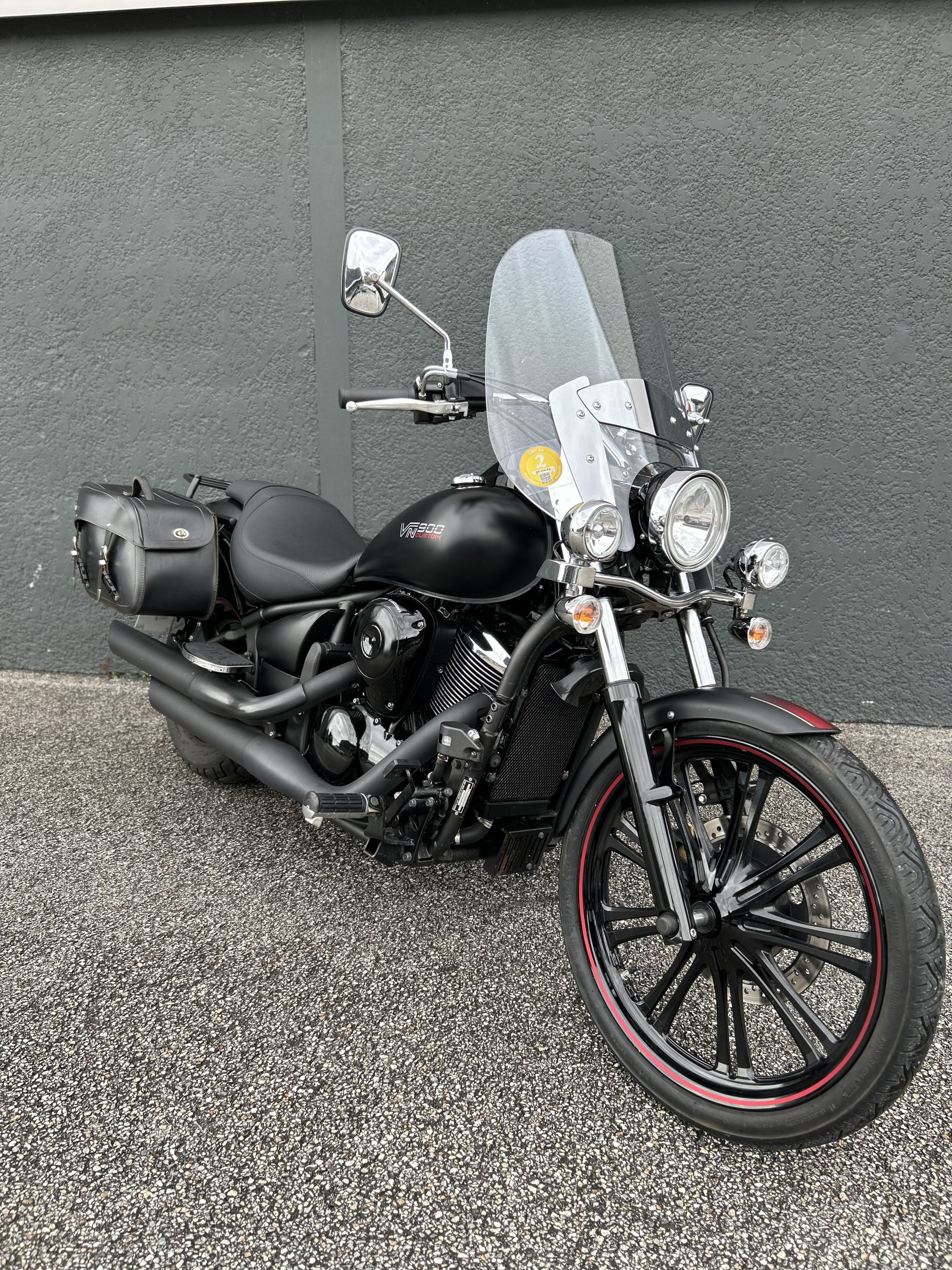 KAWASAKI VN 900 CUSTOM