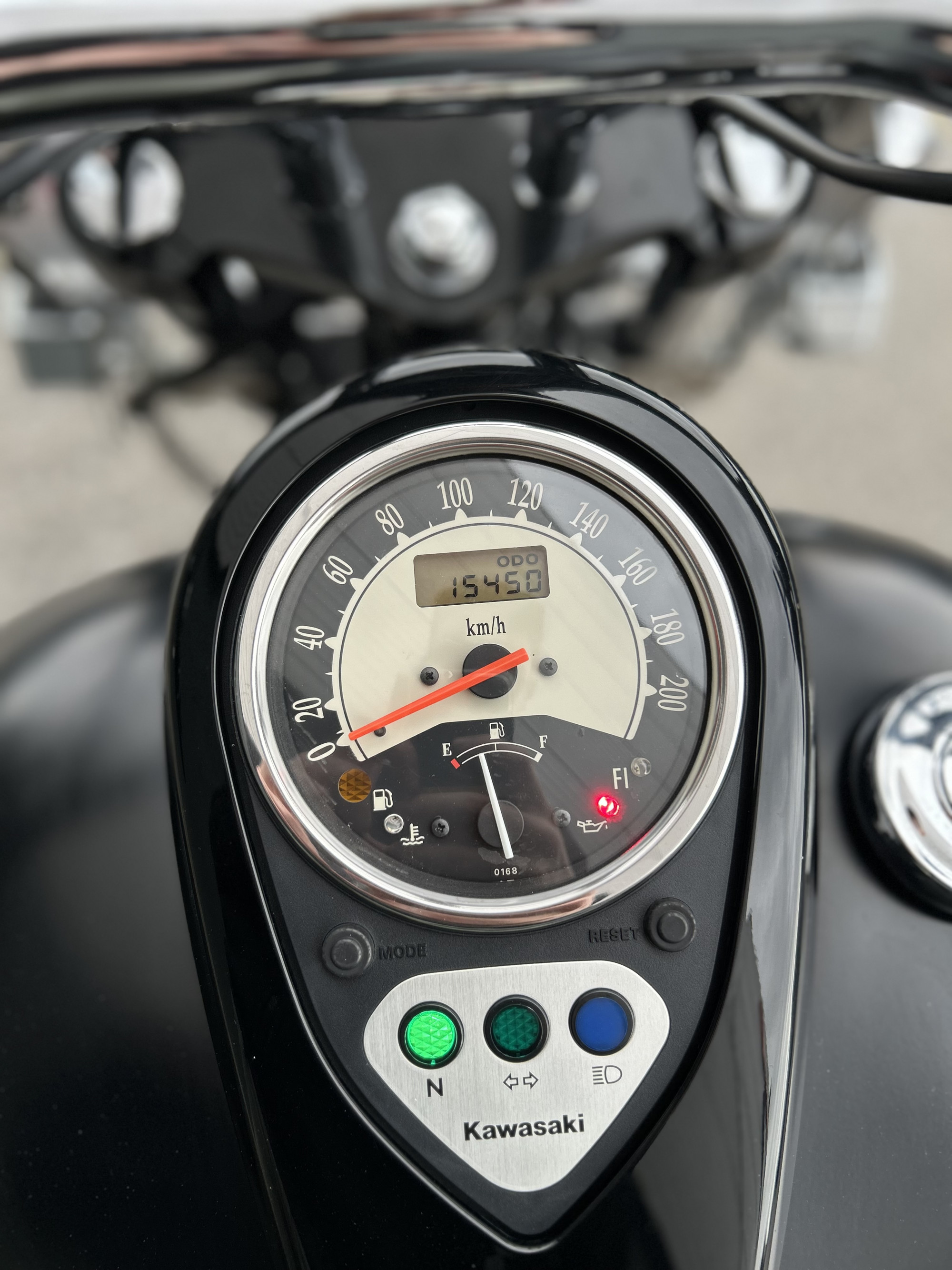 KAWASAKI VN 900 CUSTOM