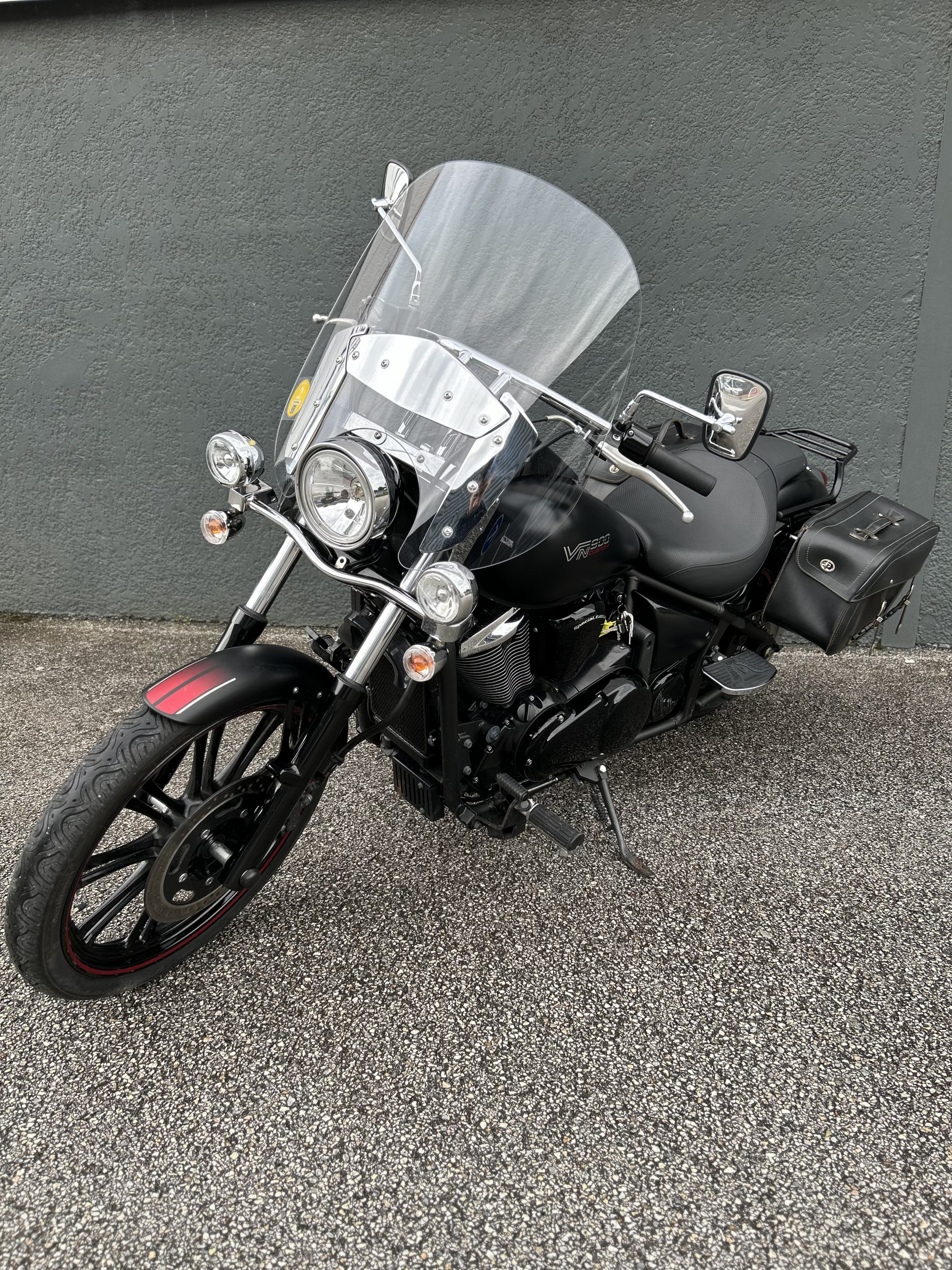 KAWASAKI VN 900 CUSTOM