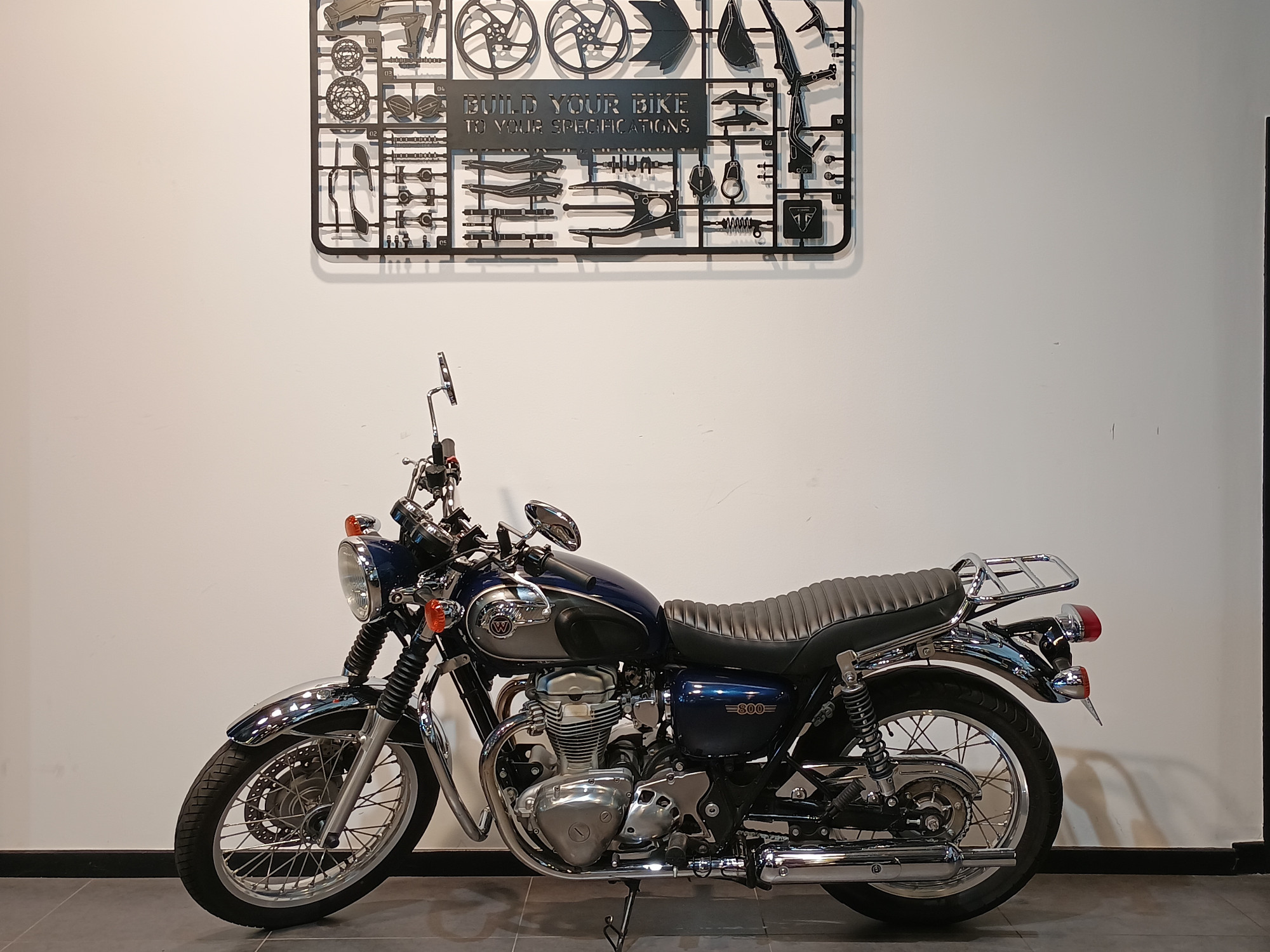 KAWASAKI W 800