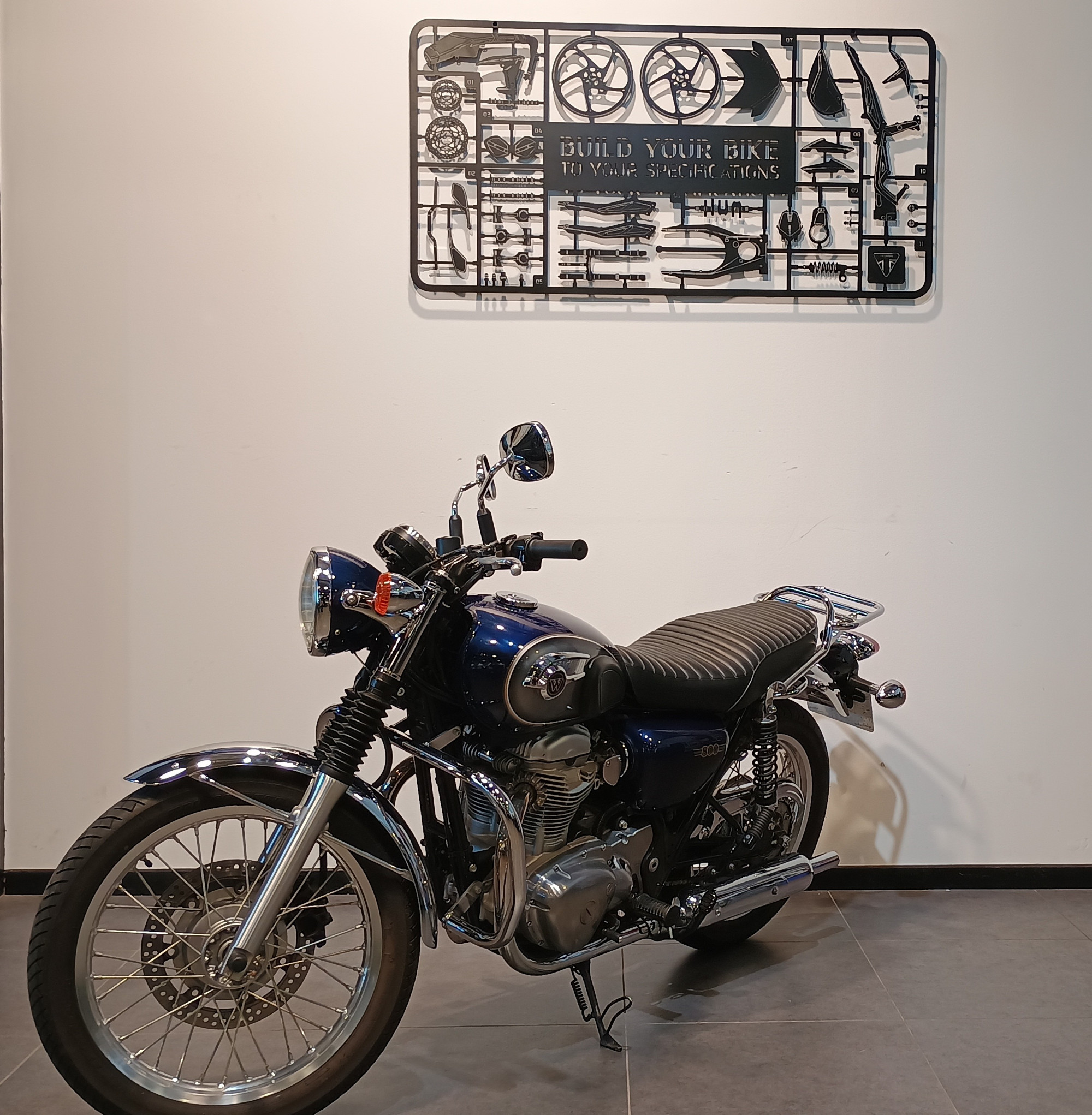 KAWASAKI W 800