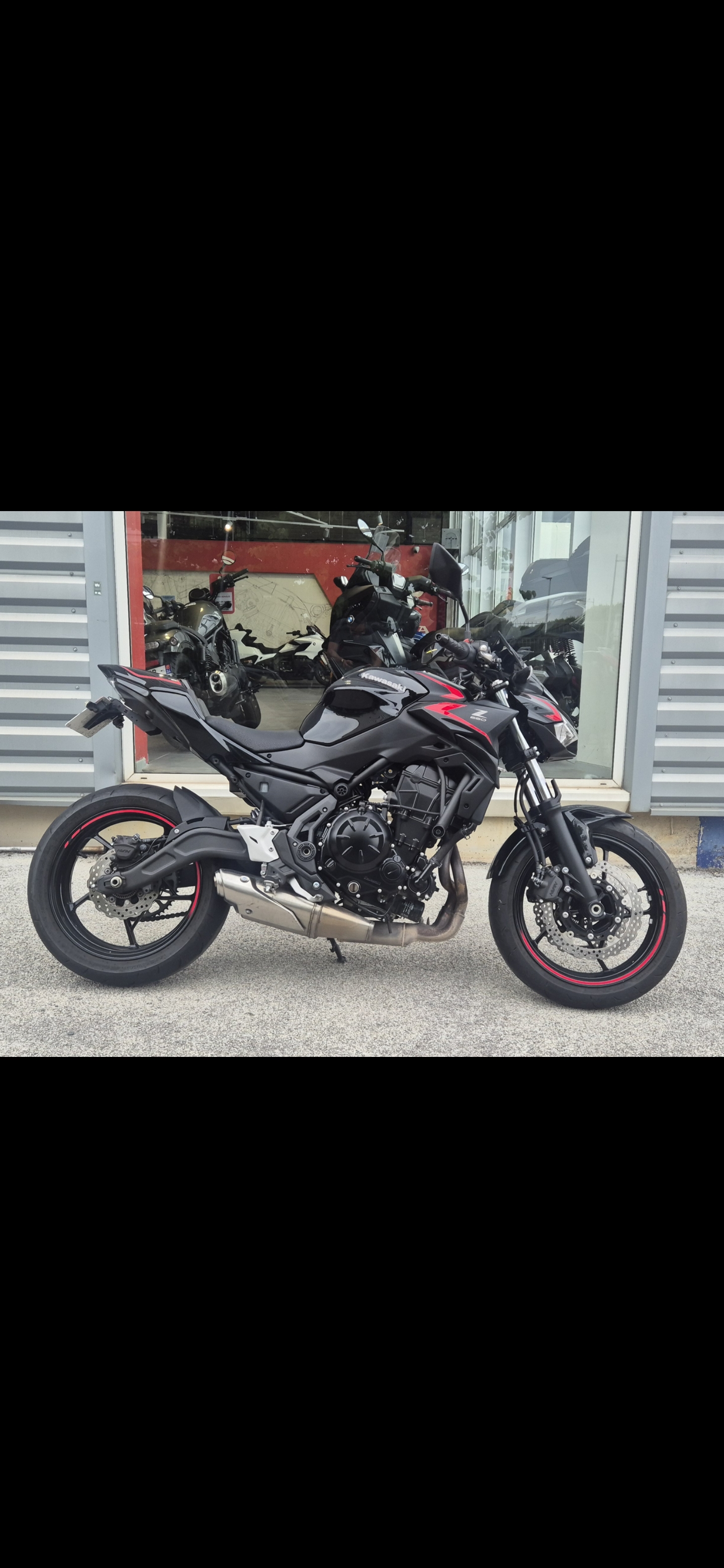 KAWASAKI Z 650 (47.5CV)