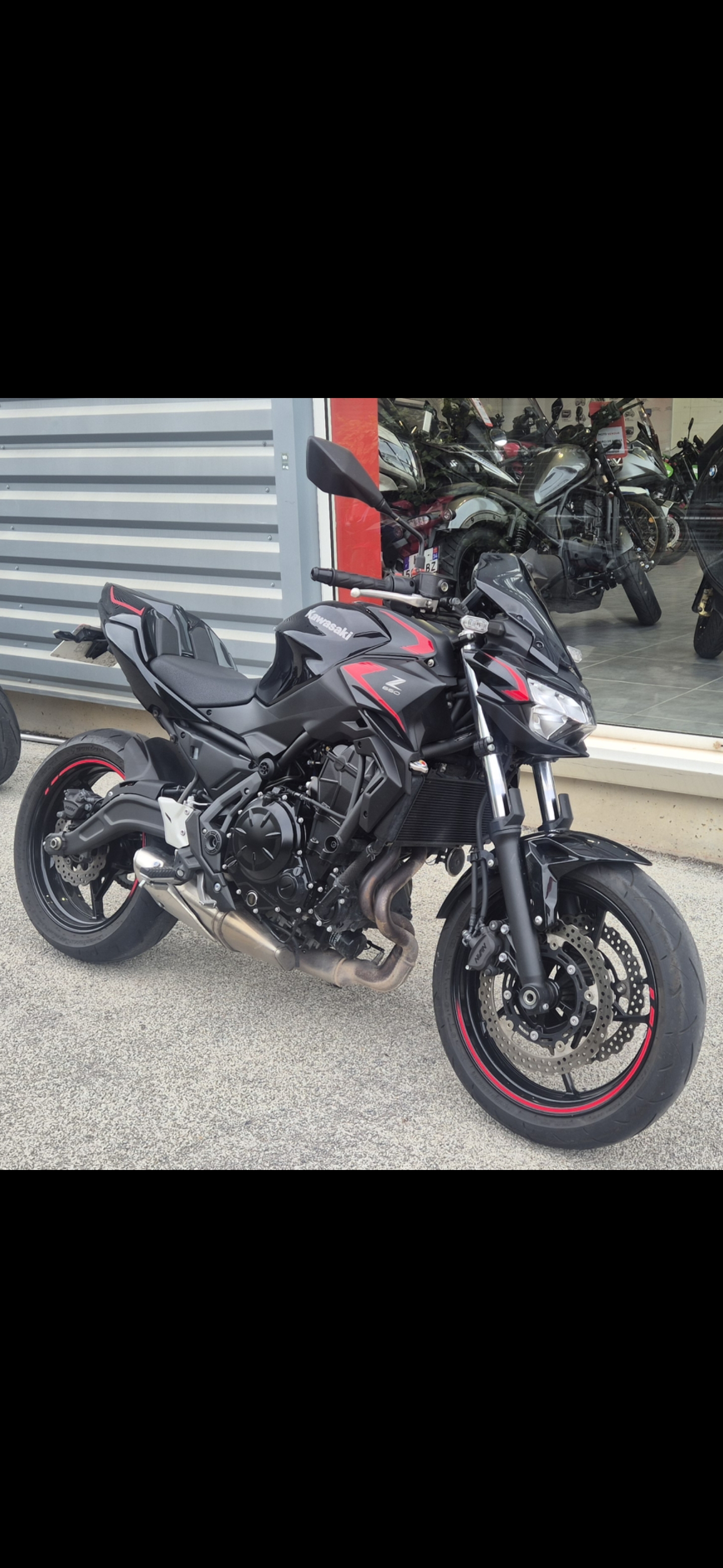 KAWASAKI Z 650 (47.5CV)