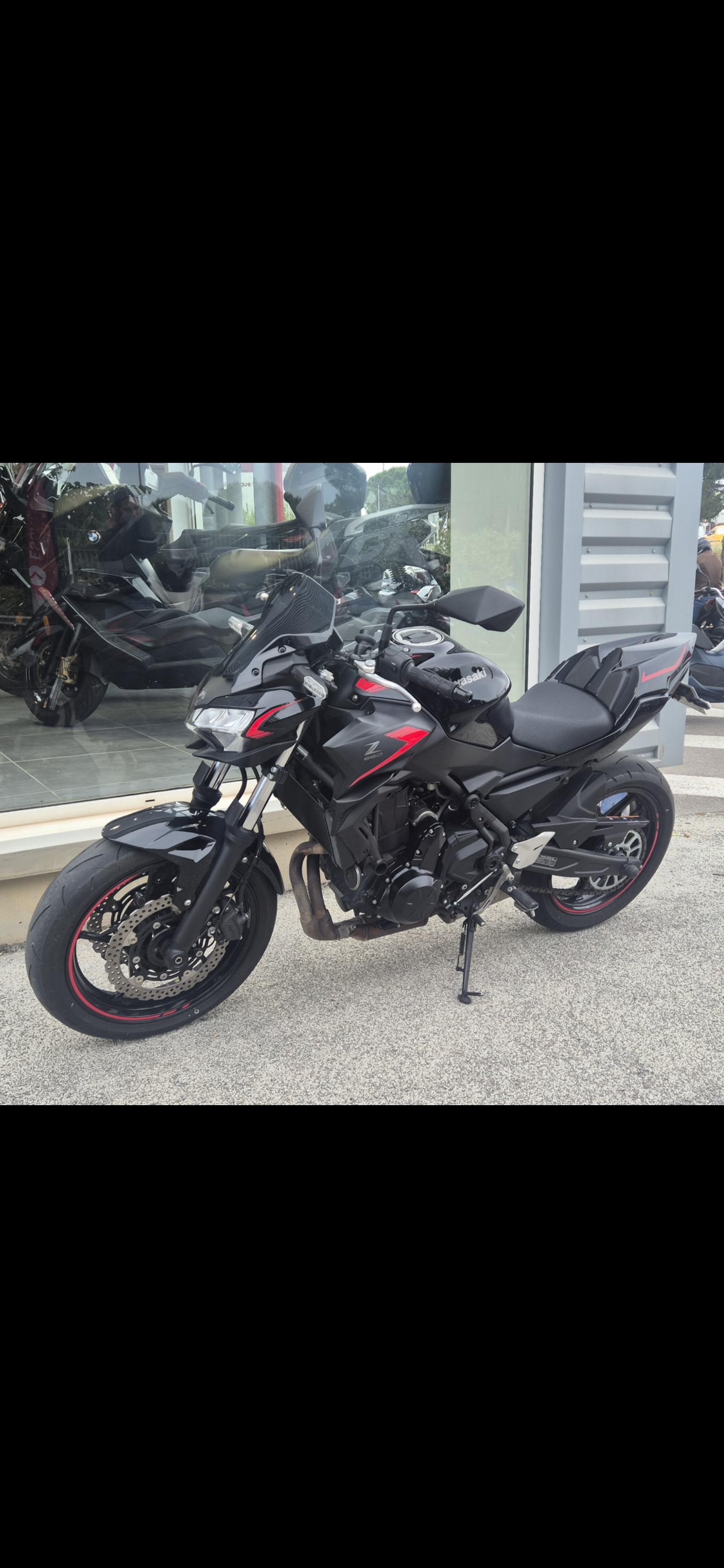 KAWASAKI Z 650 (47.5CV)