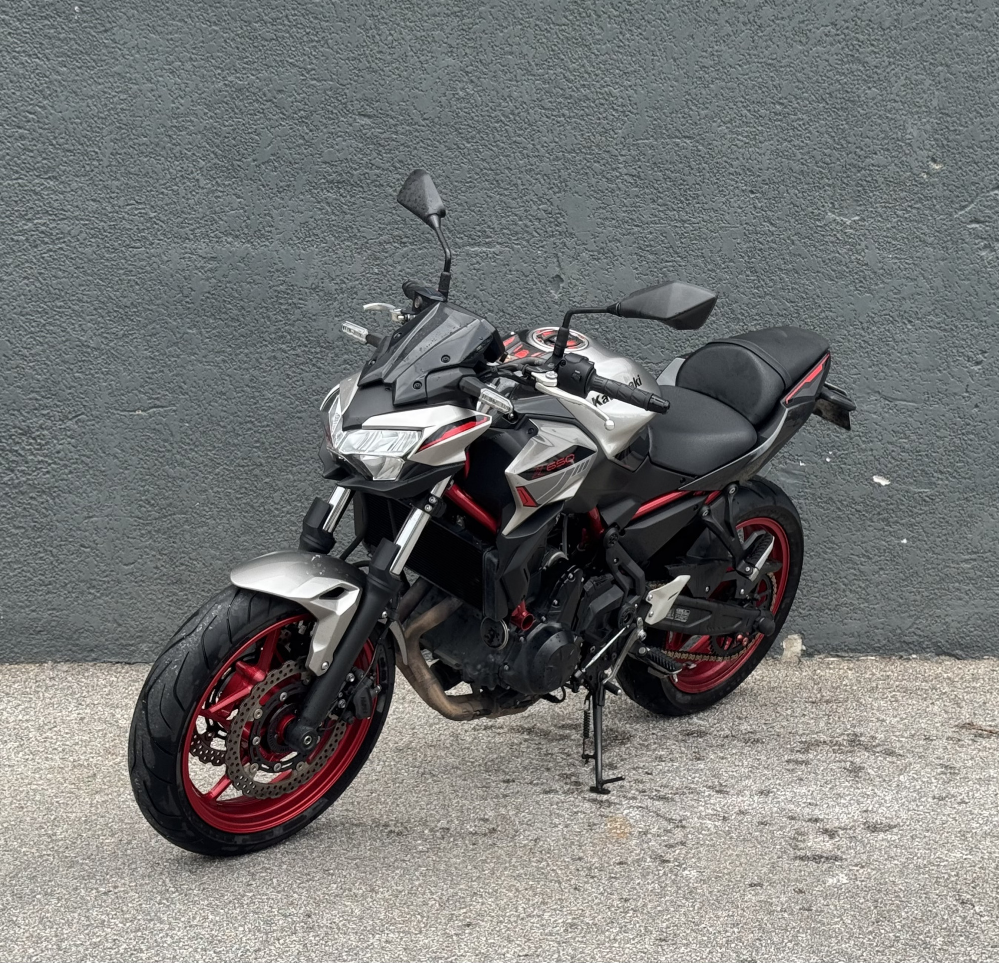 KAWASAKI Z 650 (47.5CV)
