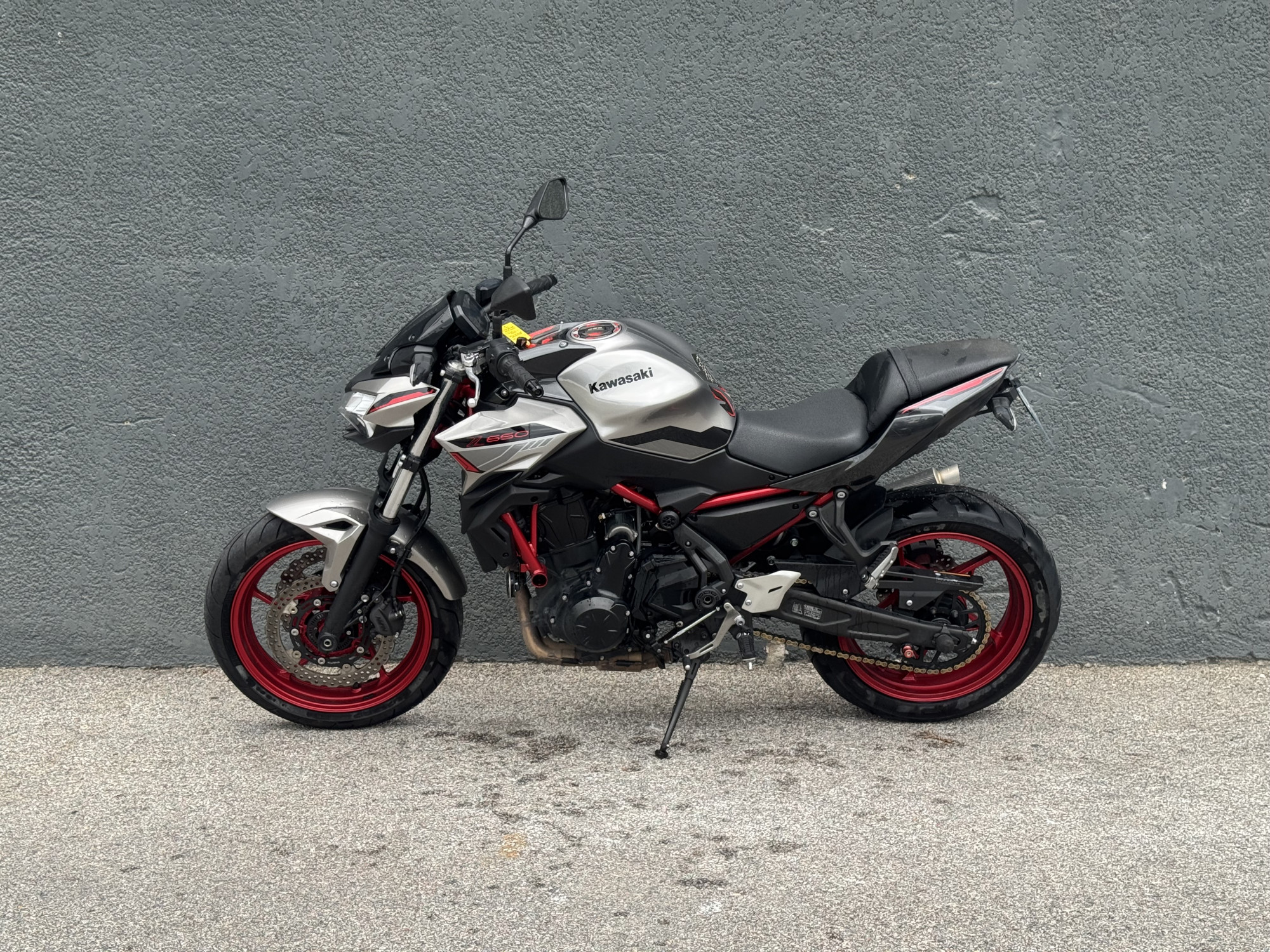KAWASAKI Z 650 (47.5CV)