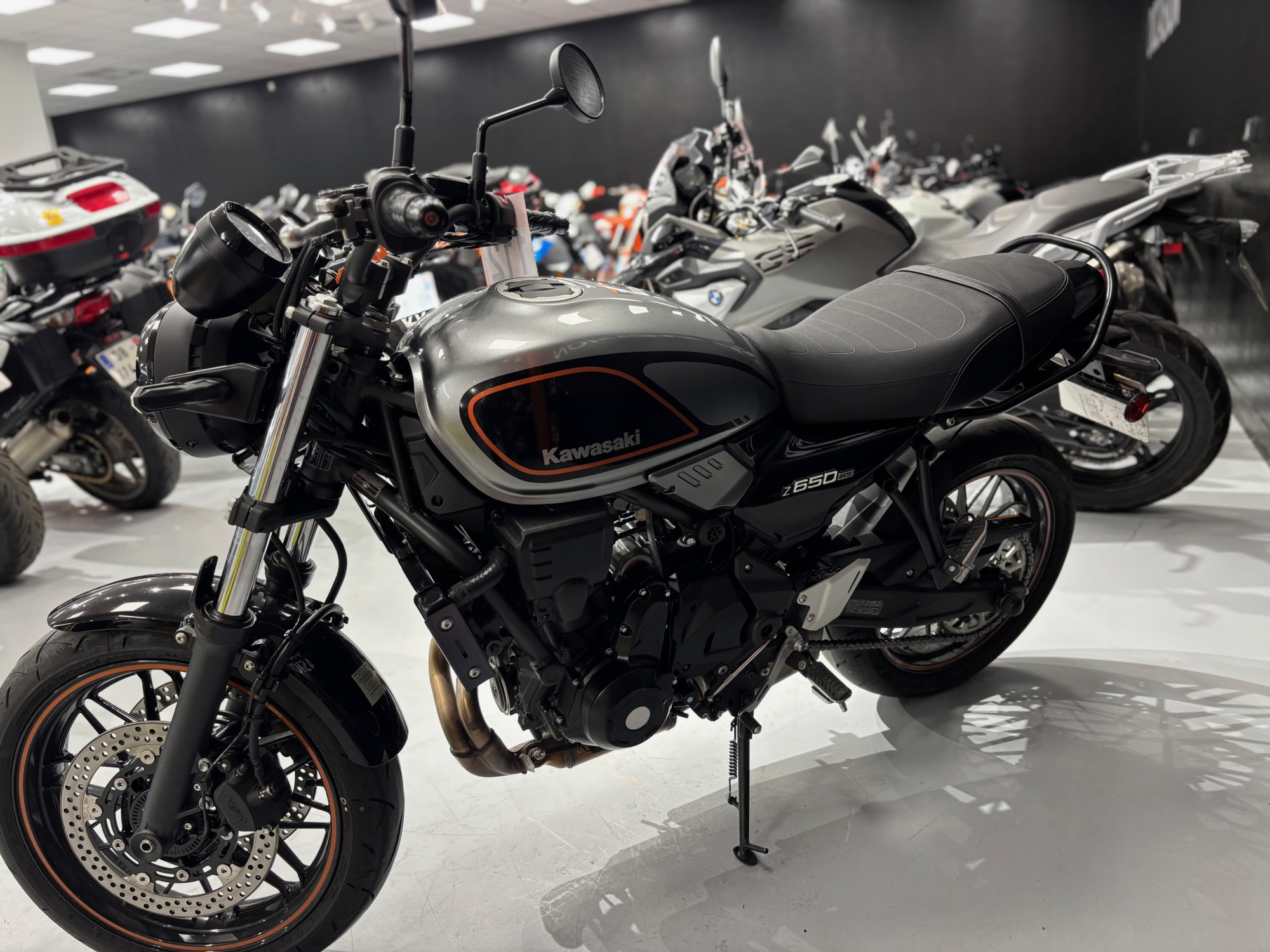 KAWASAKI Z 650