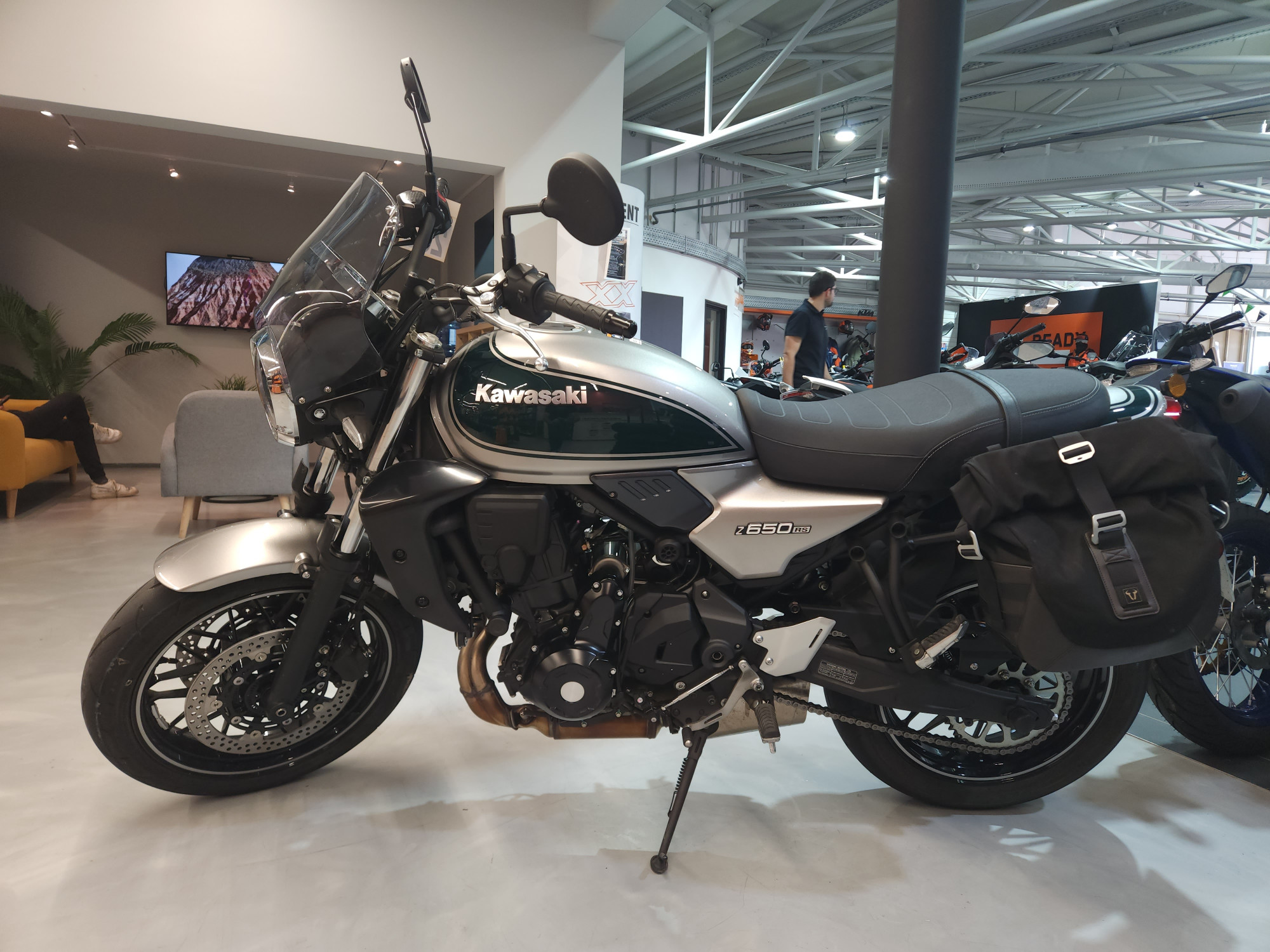 KAWASAKI Z 650 RS