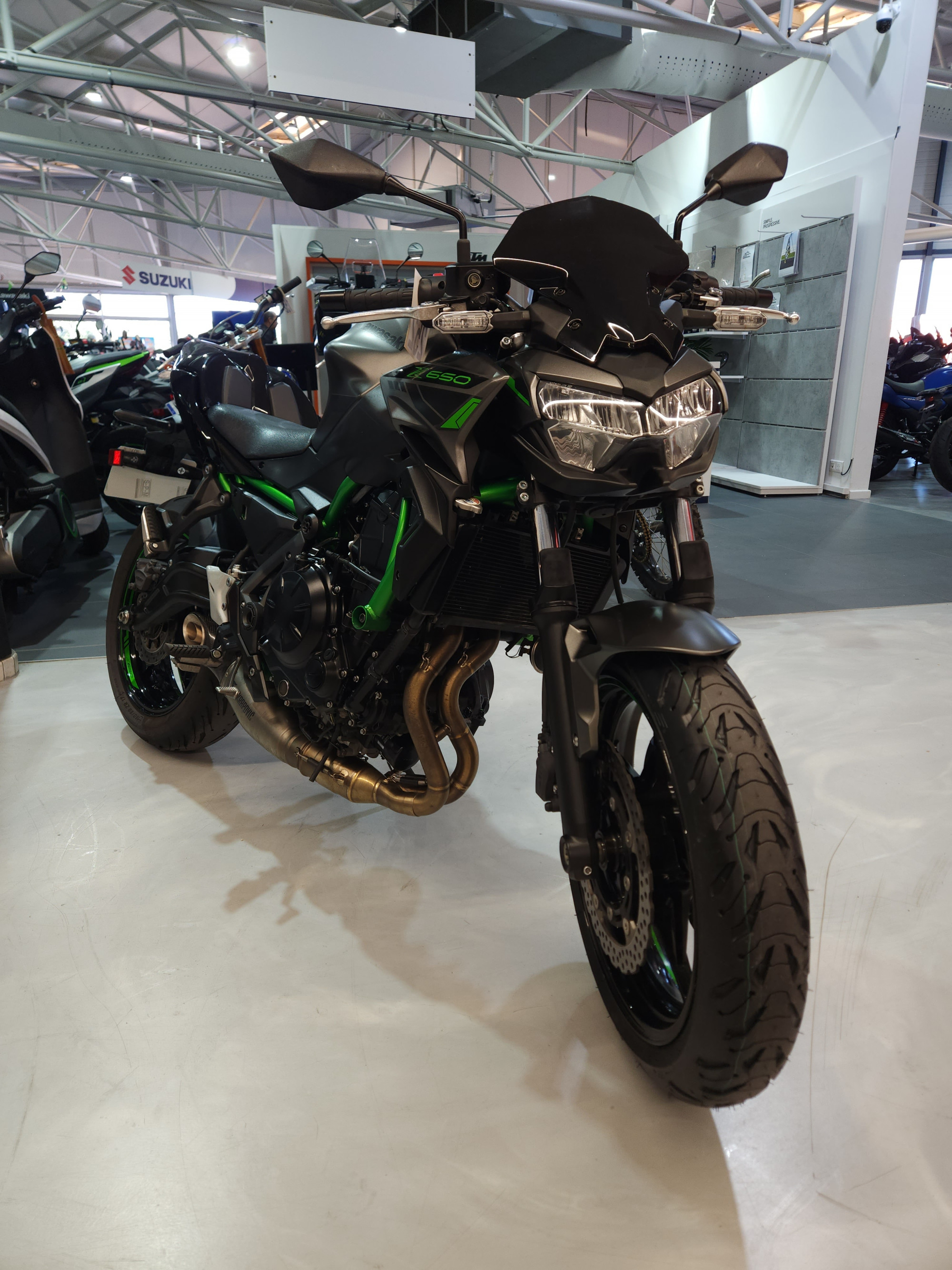 KAWASAKI Z 650