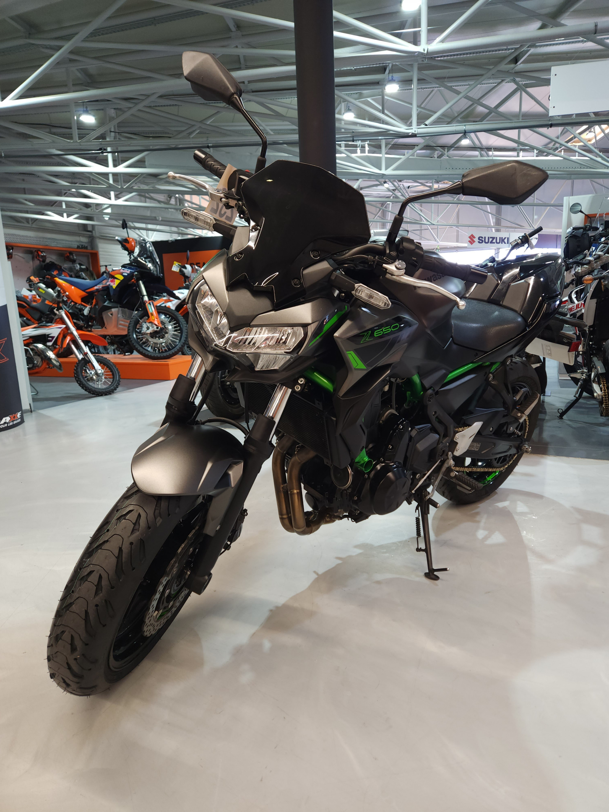 KAWASAKI Z 650