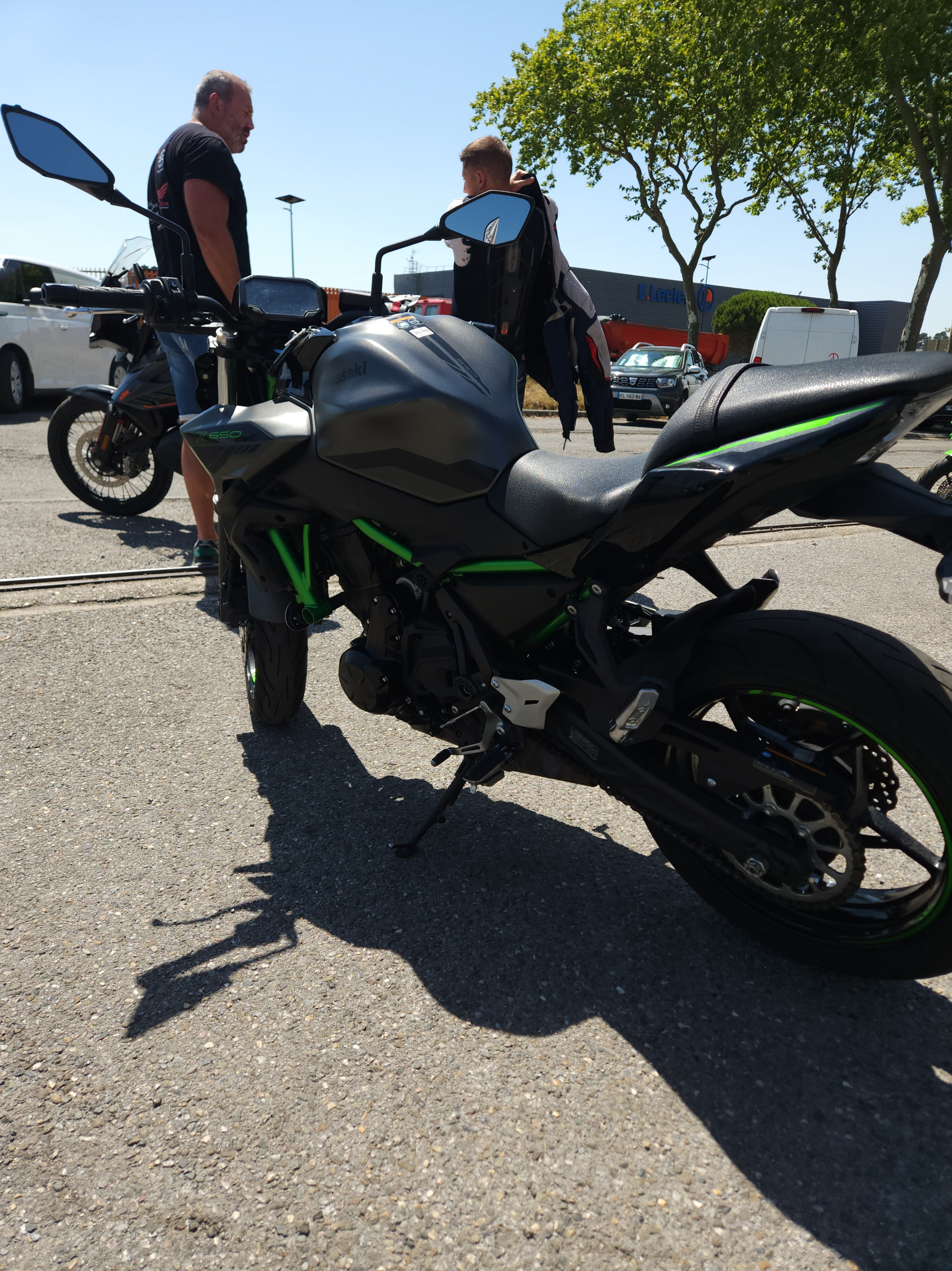 KAWASAKI Z 650
