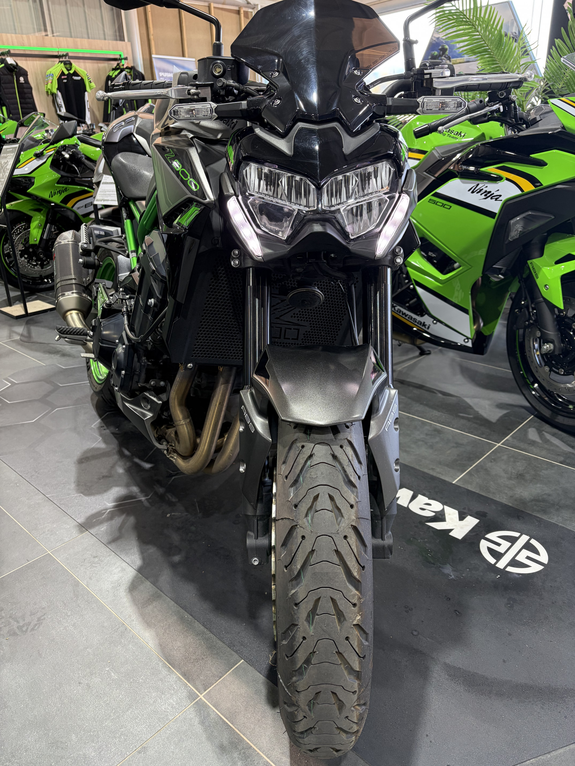 KAWASAKI Z 900