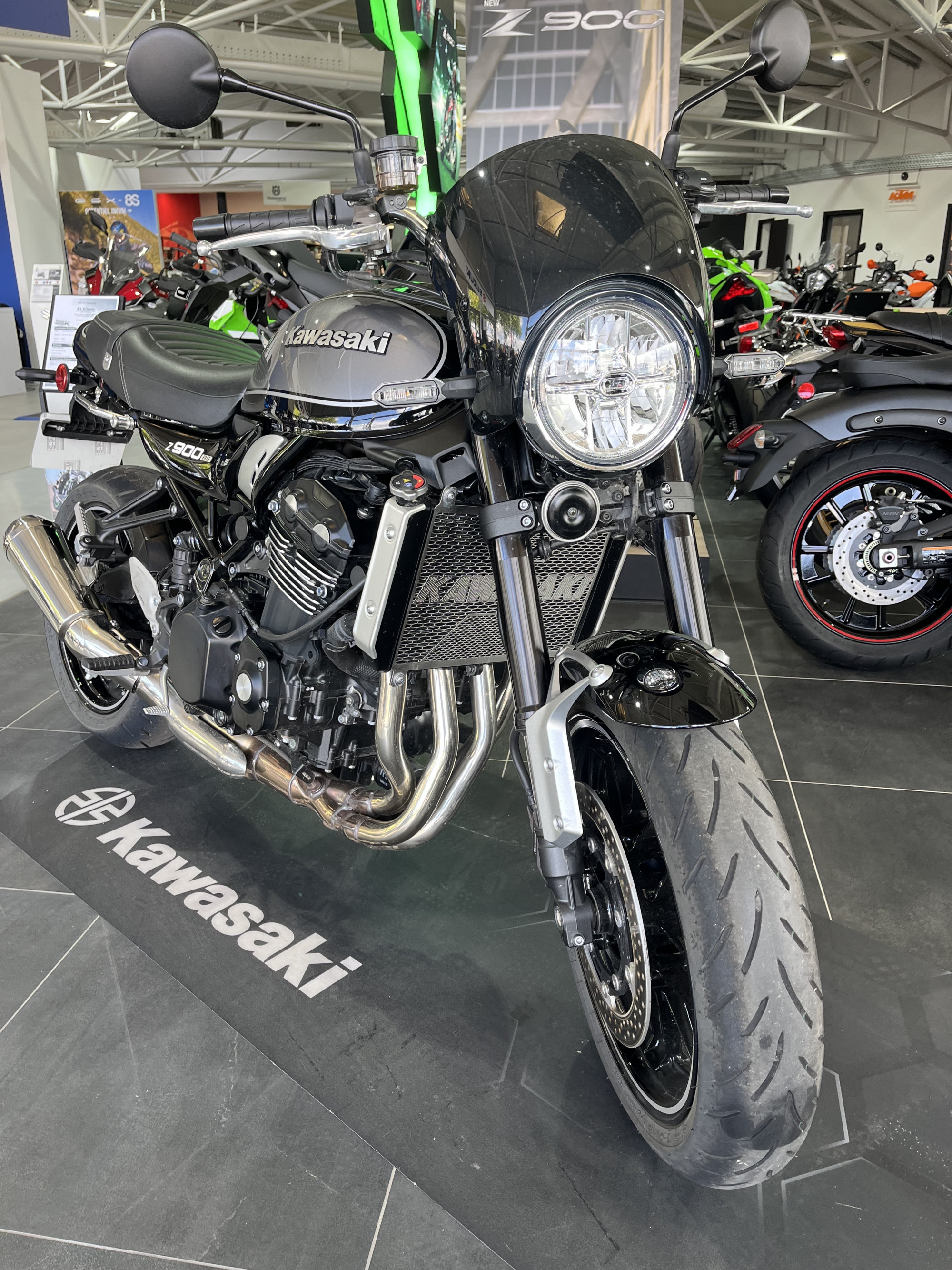 KAWASAKI Z 900 RS