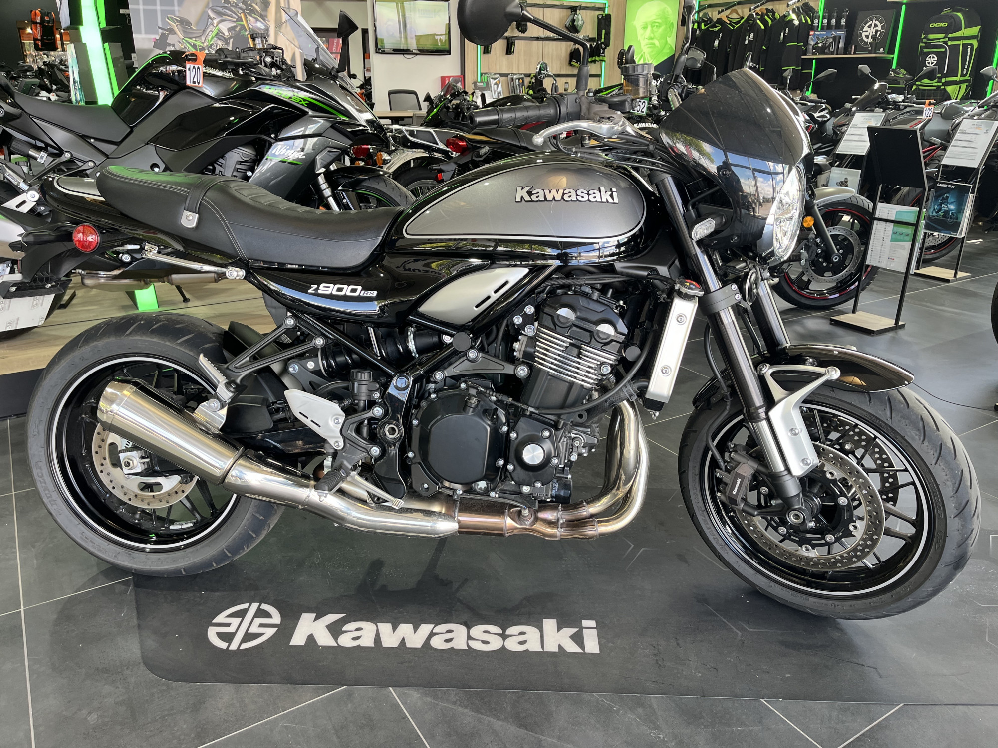 KAWASAKI Z 900 RS